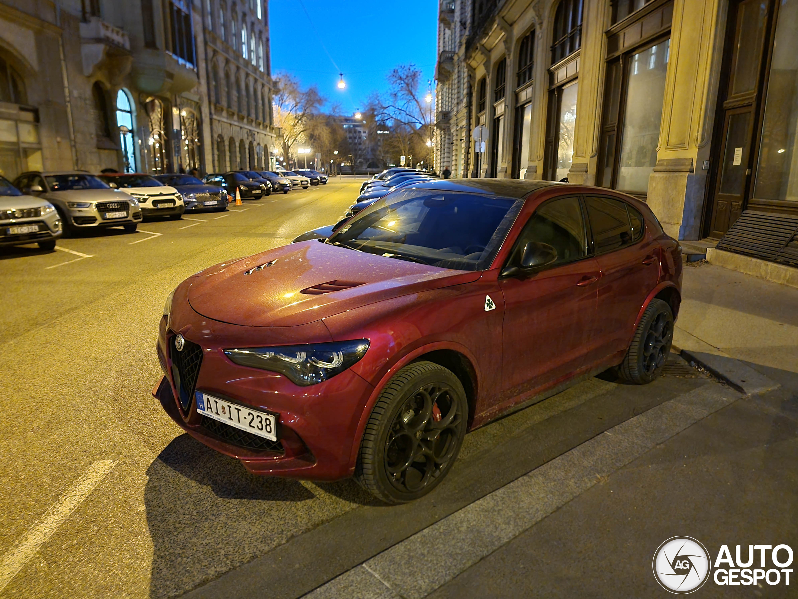 Alfa Romeo Stelvio Quadrifoglio 2023