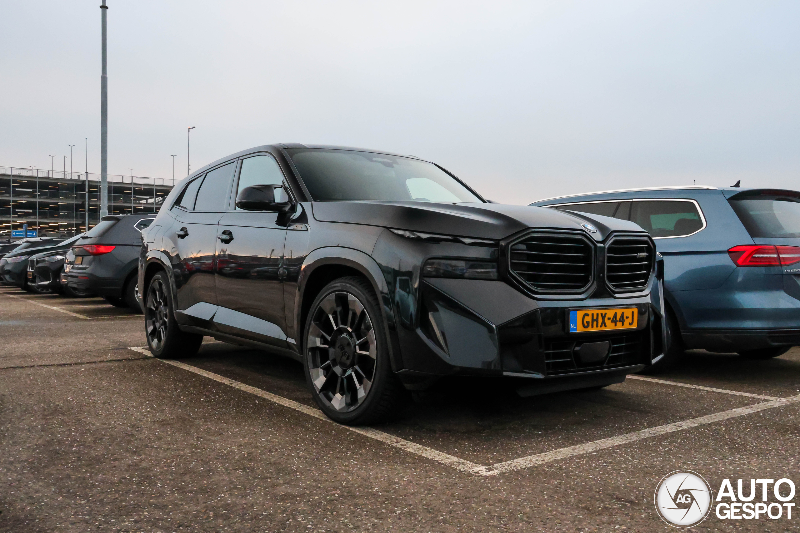 BMW XM G09