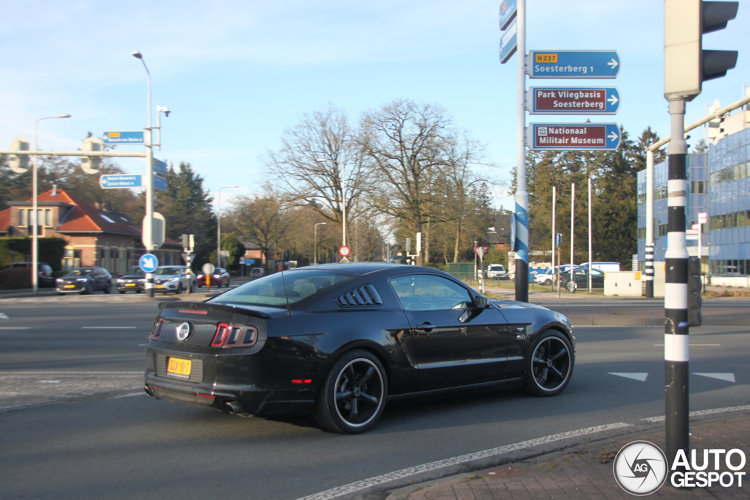 Ford Mustang GT 2013