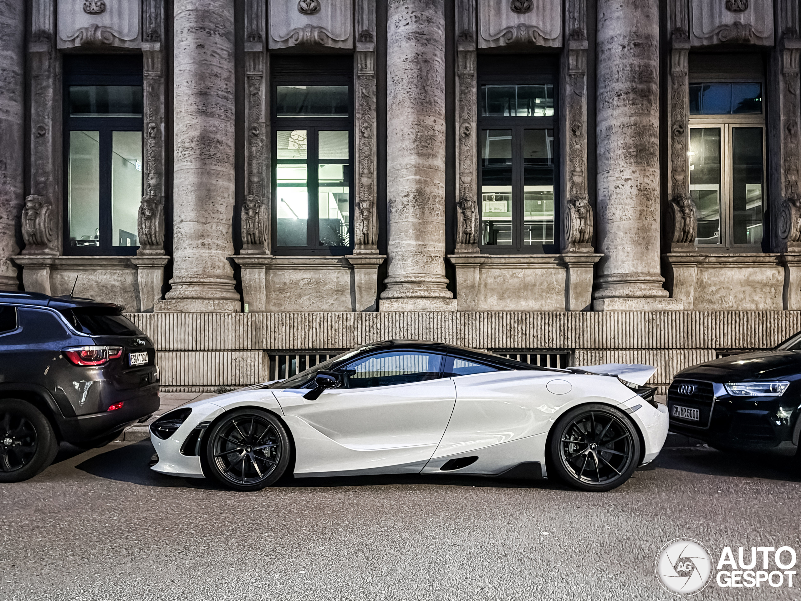 McLaren 720S