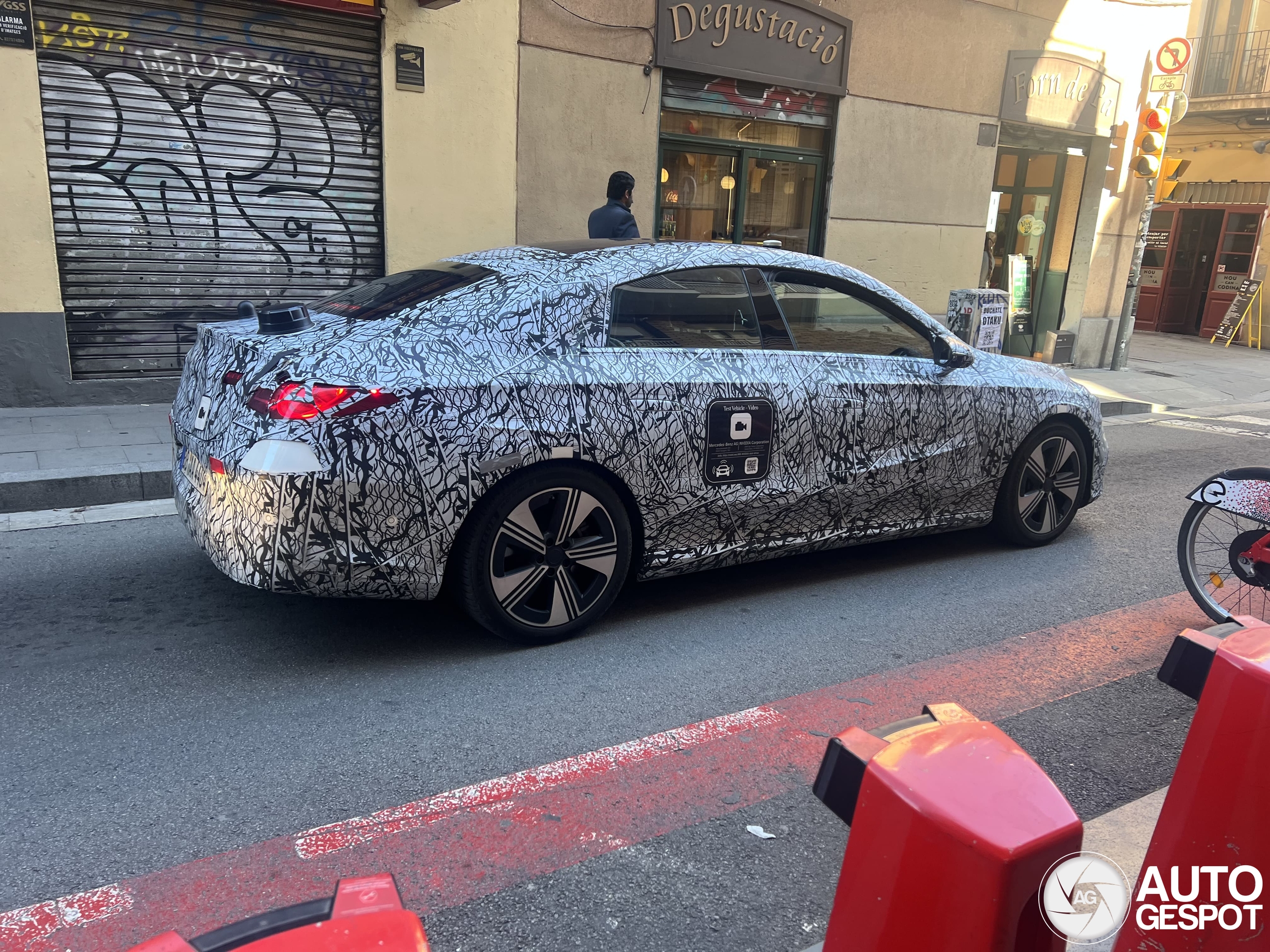 Mercedes-Benz CLA EV 2025
