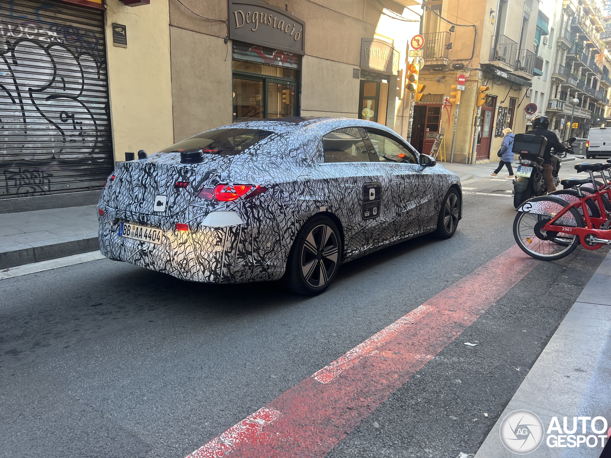 Mercedes-Benz CLA EV 2025