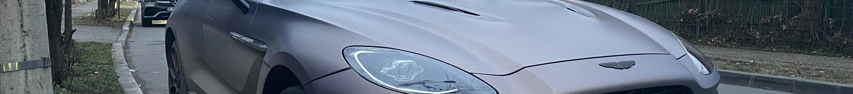 Aston Martin DBX