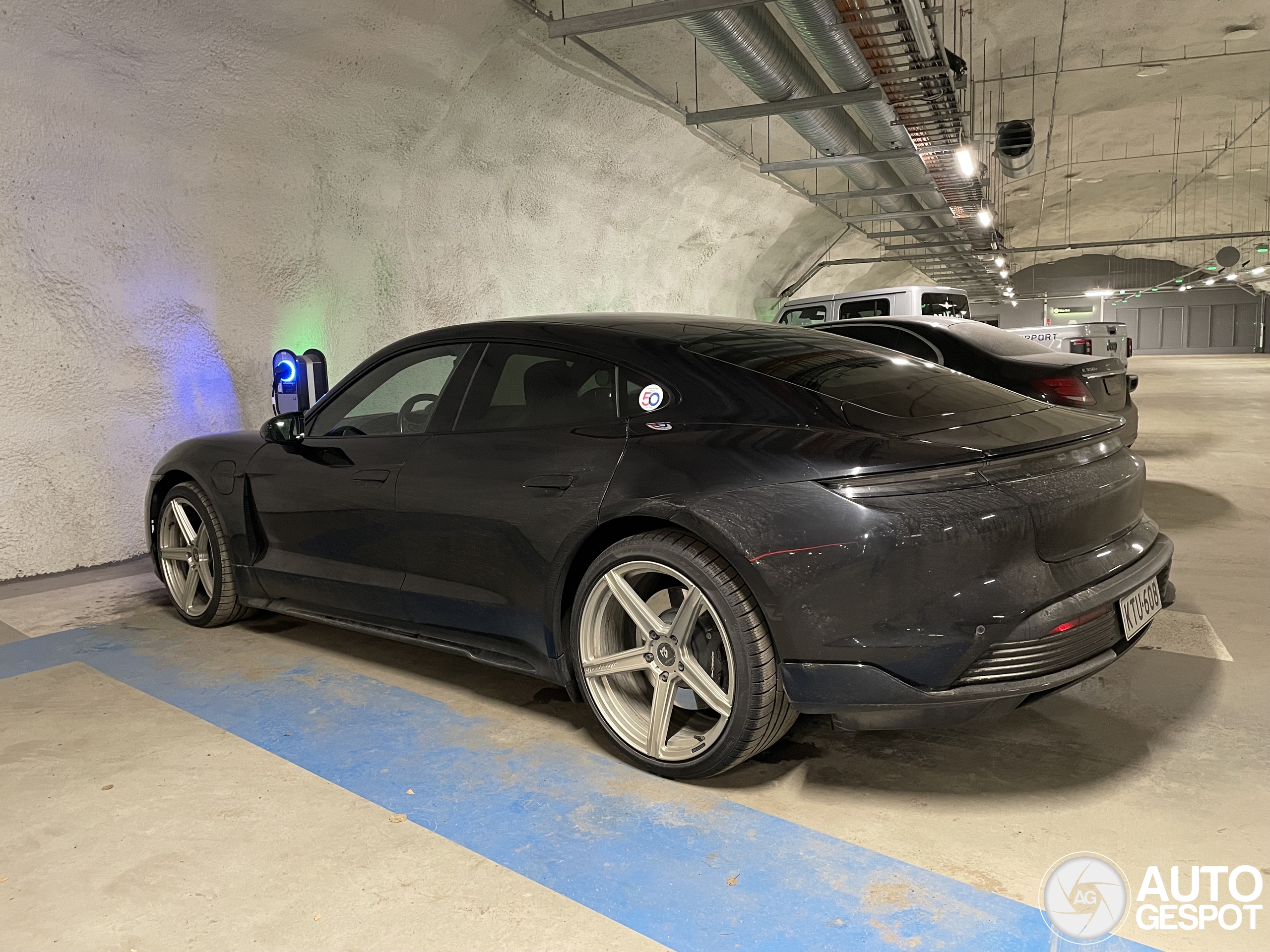 Porsche Taycan Turbo