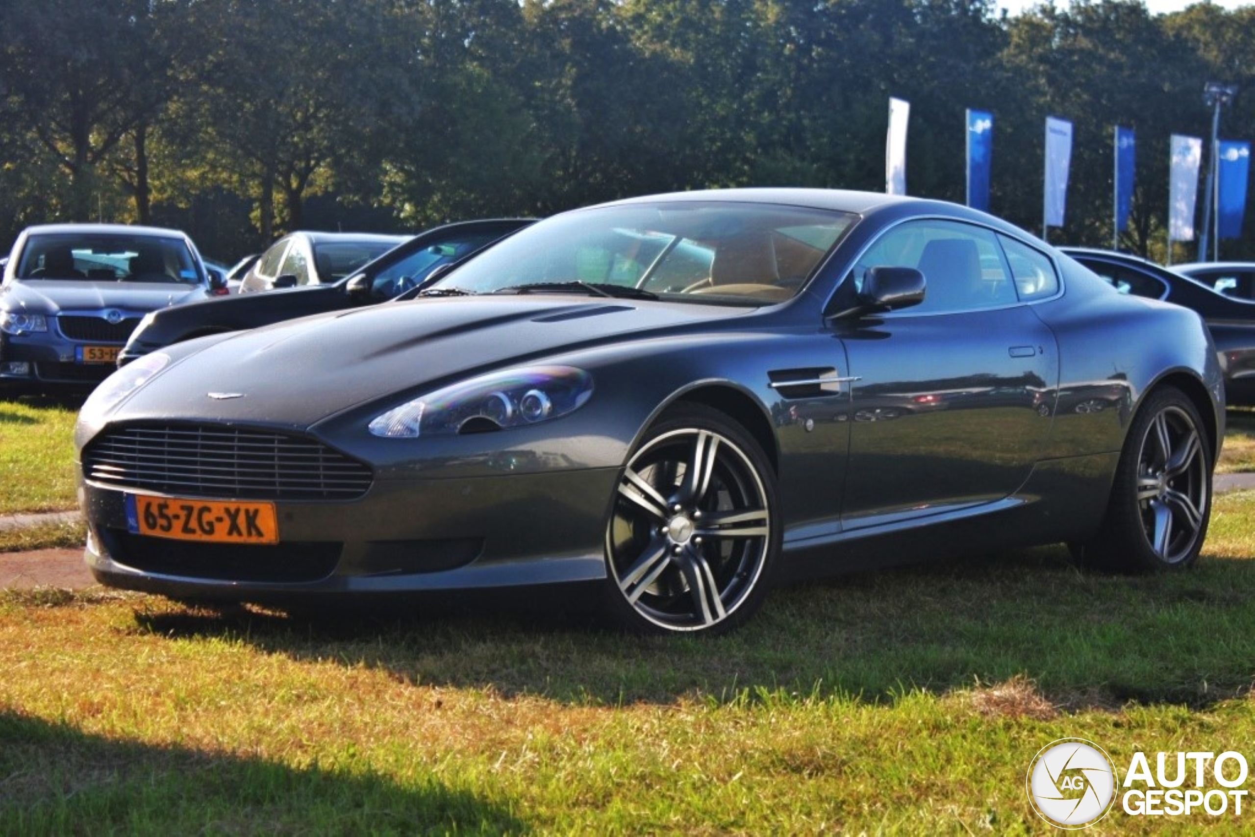 Aston Martin DB9