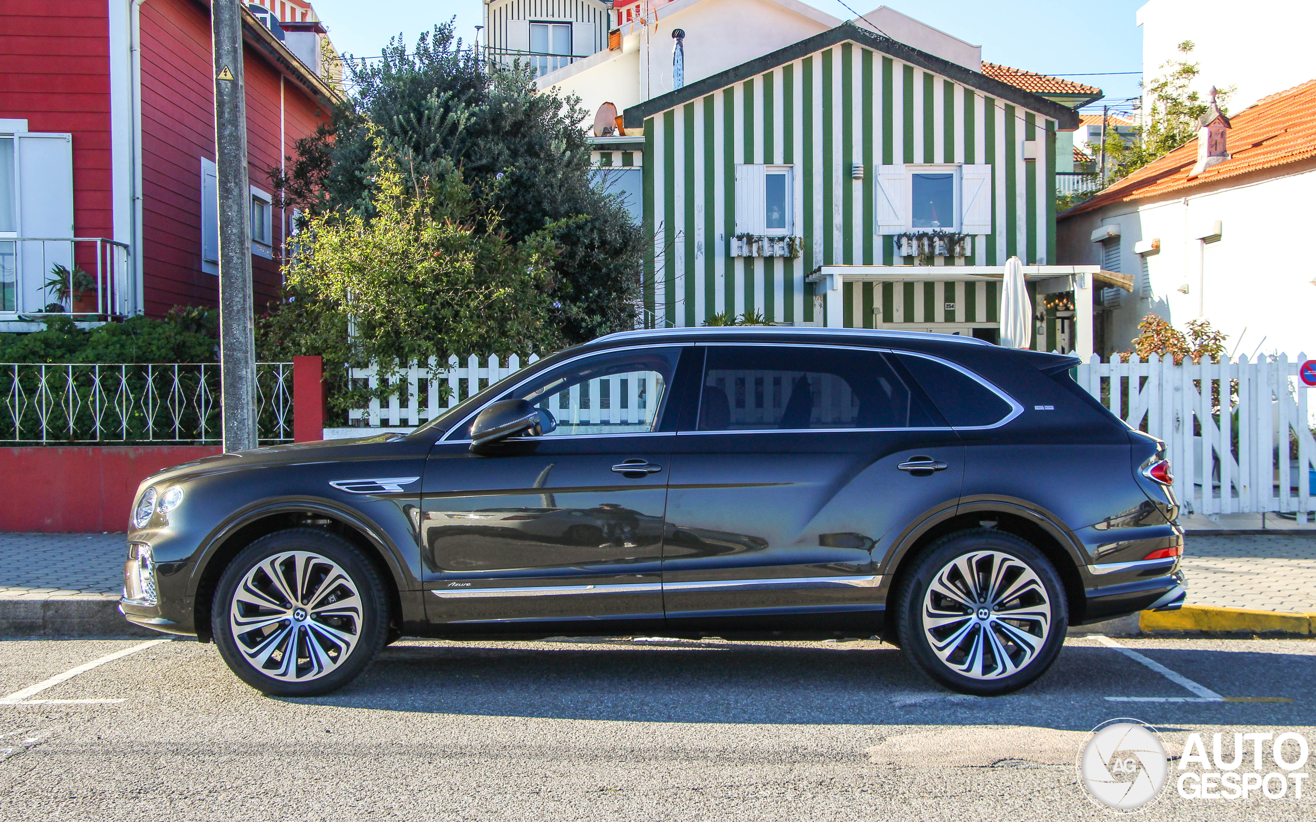 Bentley Bentayga Azure EWB First Edition