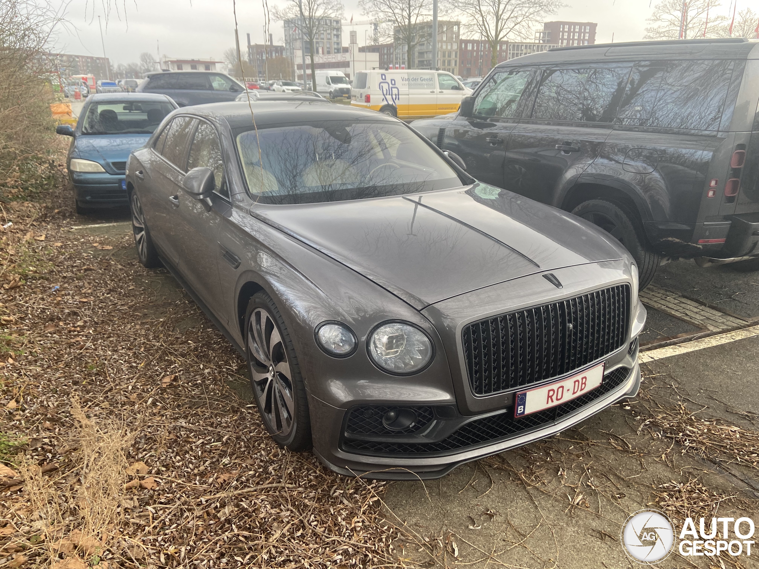 Bentley Flying Spur Hybrid