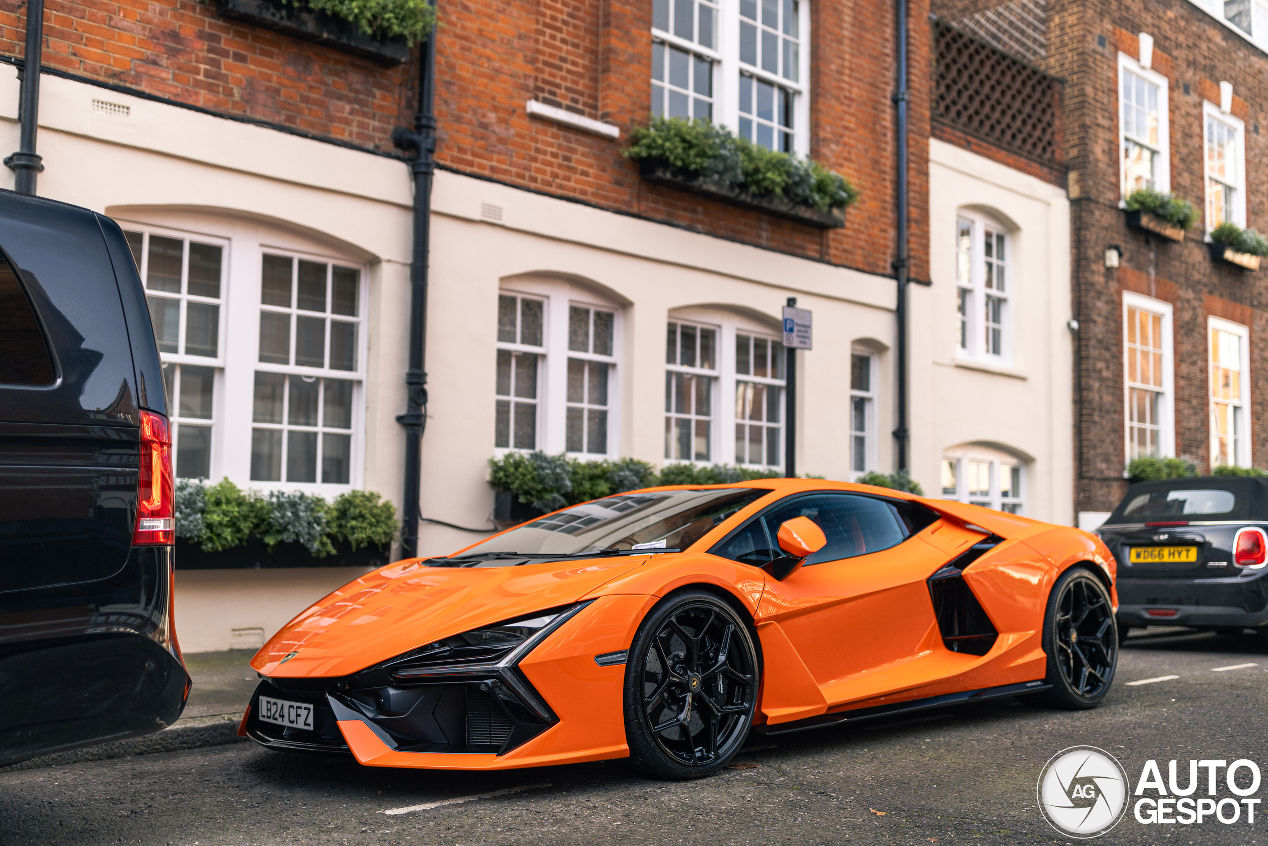 Lamborghini Revuelto