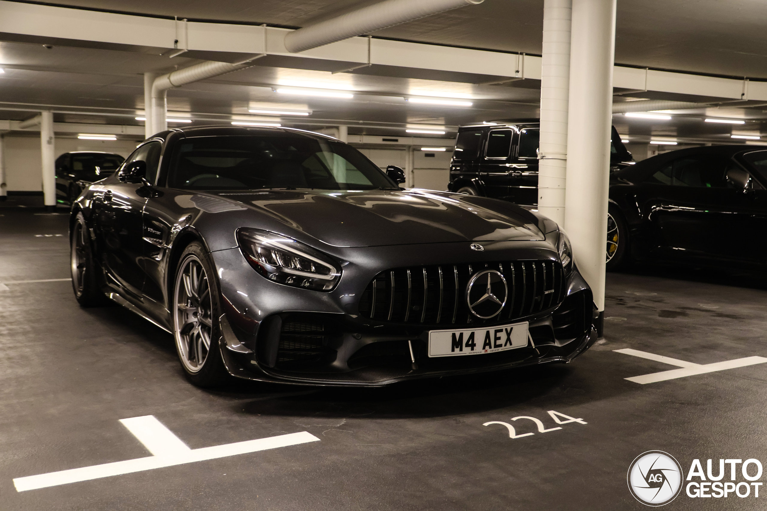 Mercedes-AMG GT R Pro C190