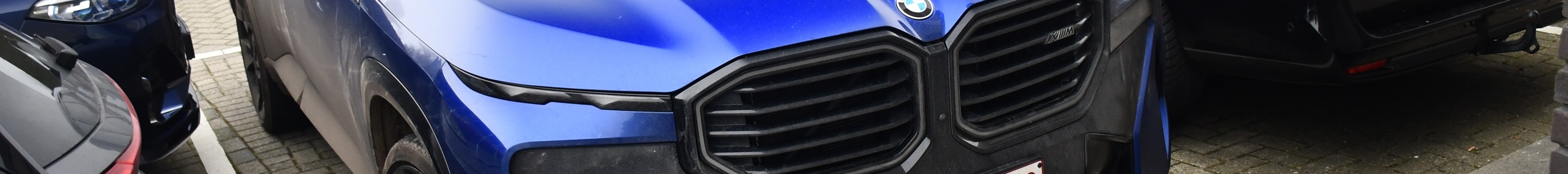 BMW XM G09