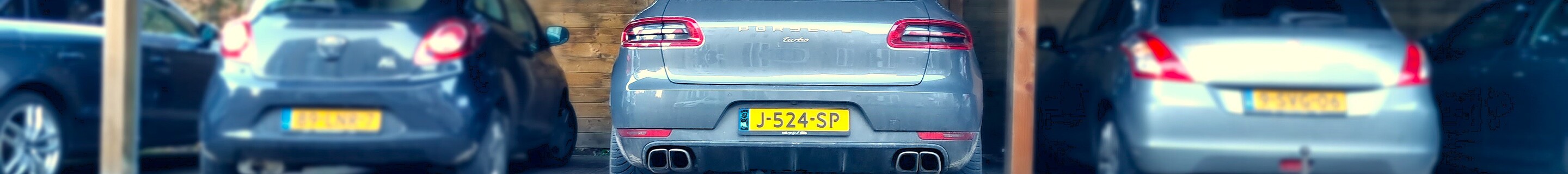 Porsche 95B Macan Turbo