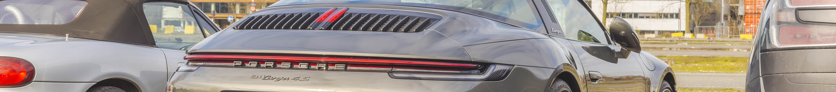Porsche 992 Targa 4S MkI