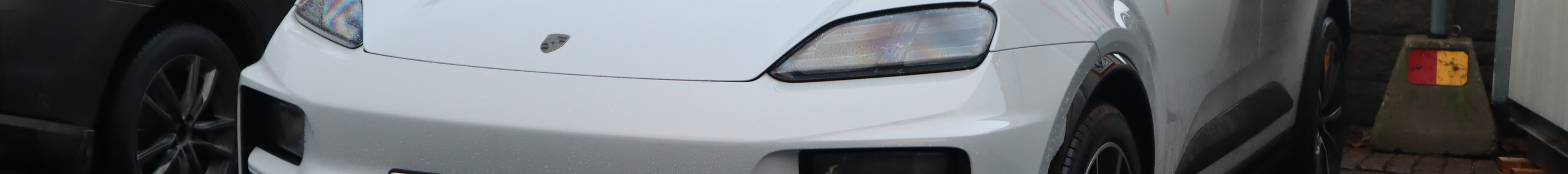 Porsche Macan EV Turbo