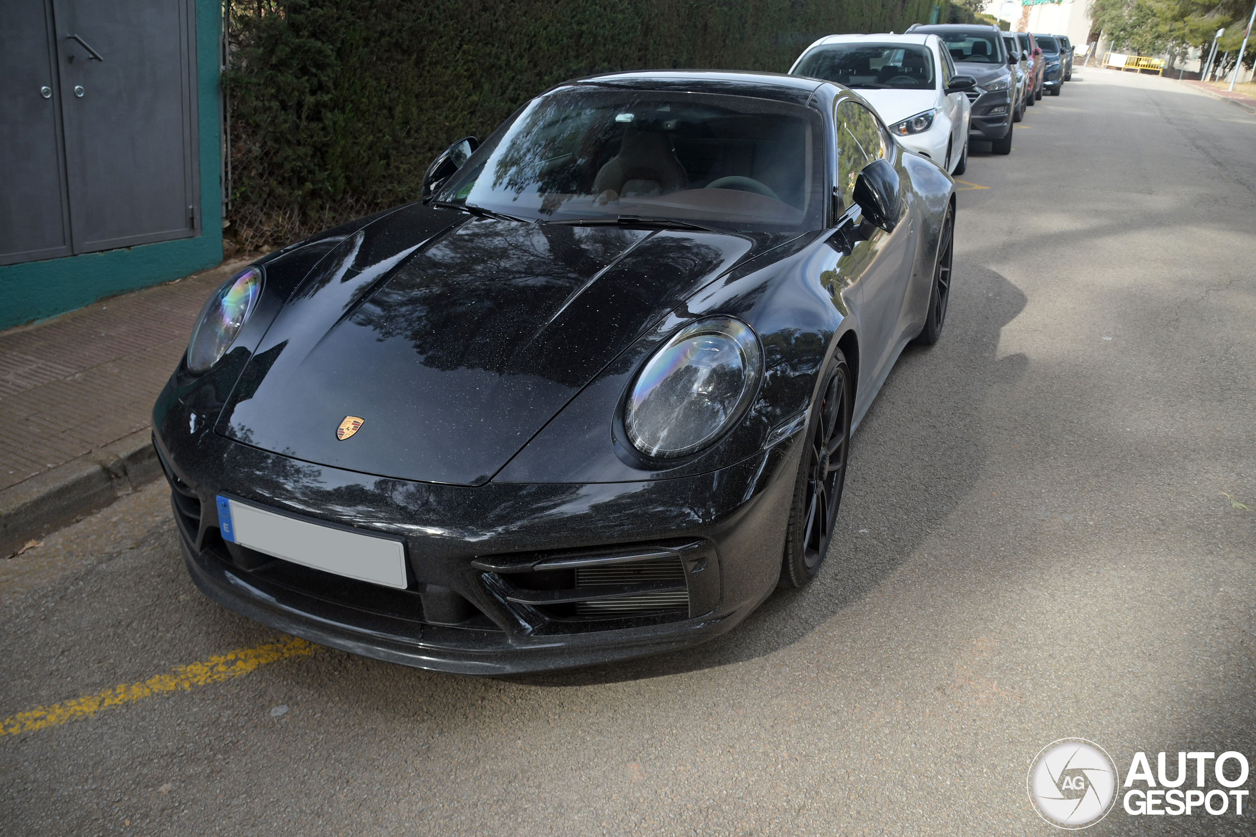 Porsche 992 Carrera 4 GTS