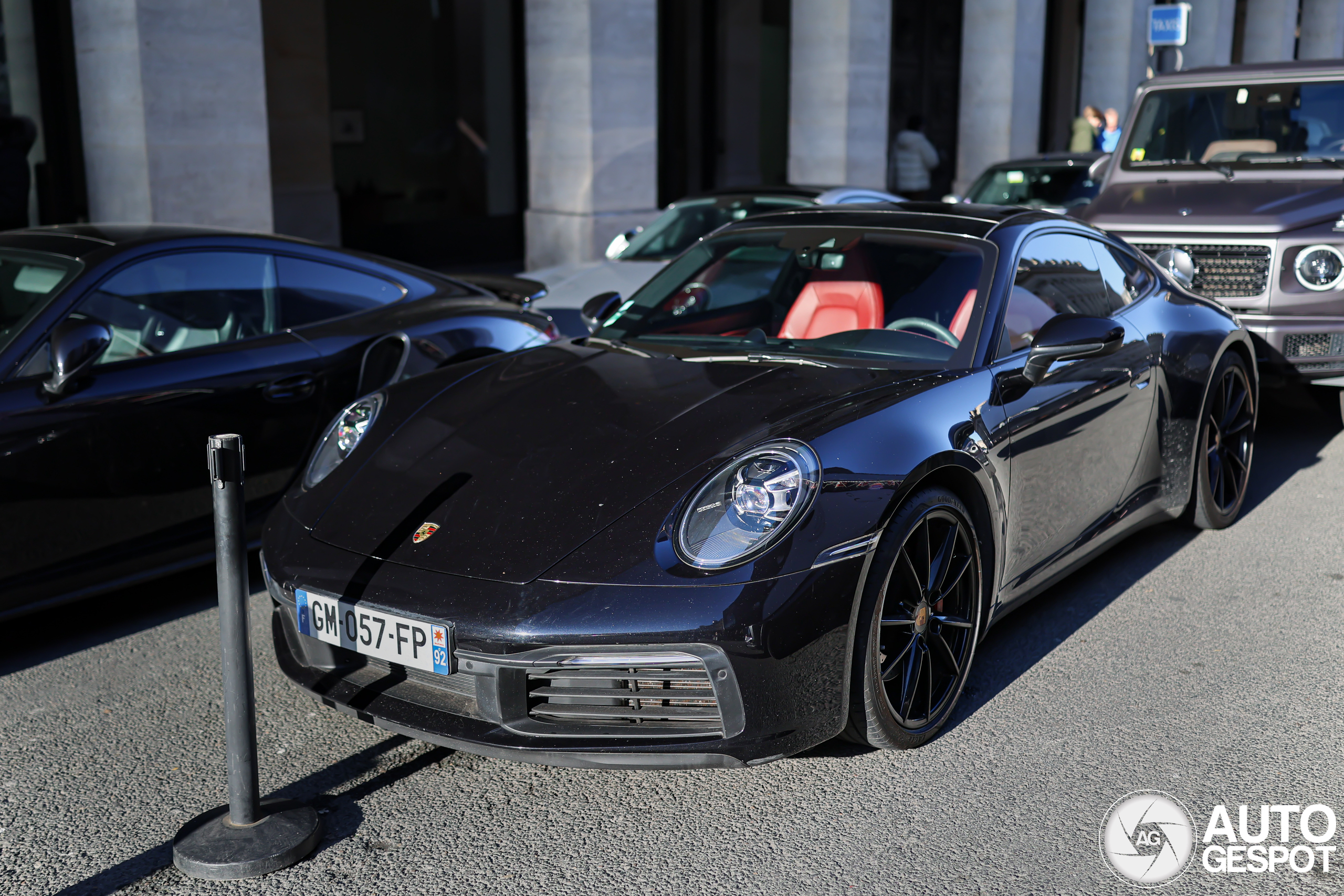 Porsche 992 Carrera 4S
