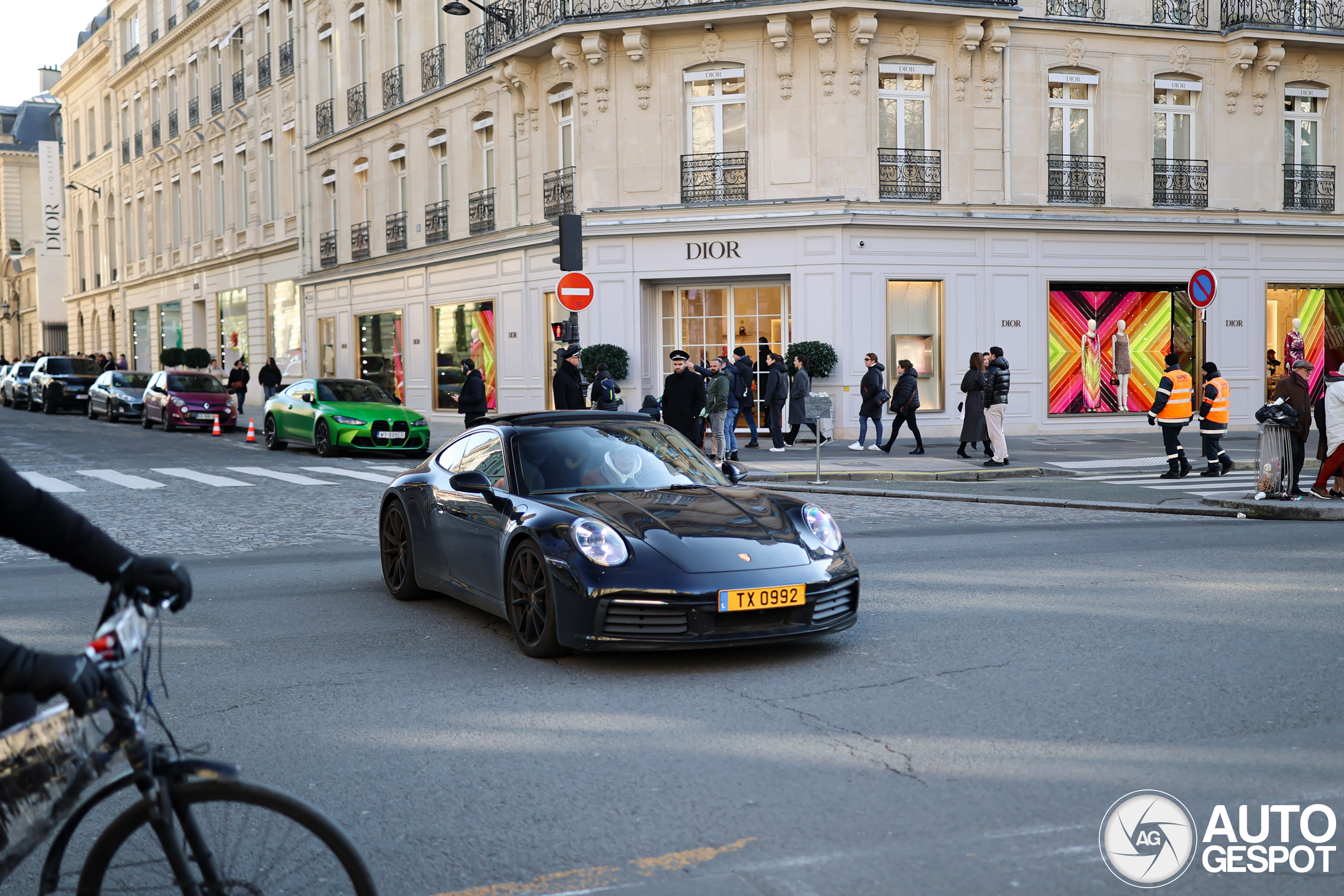 Porsche 992 Carrera 4S