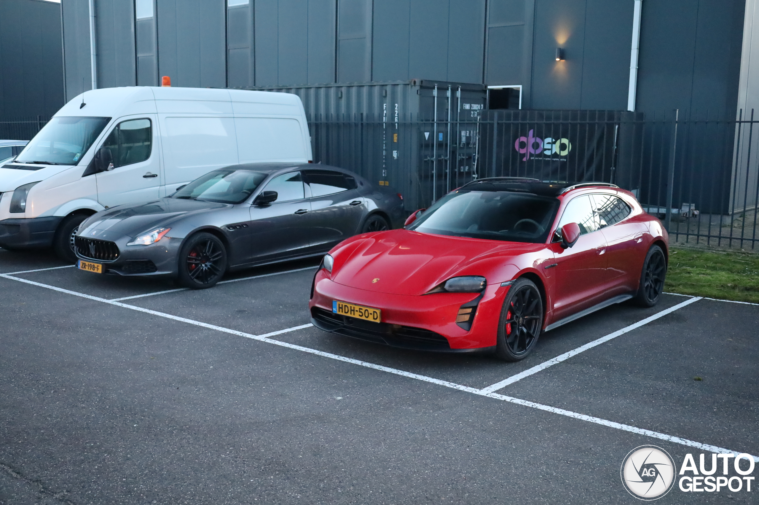 Porsche Taycan GTS Sport Turismo