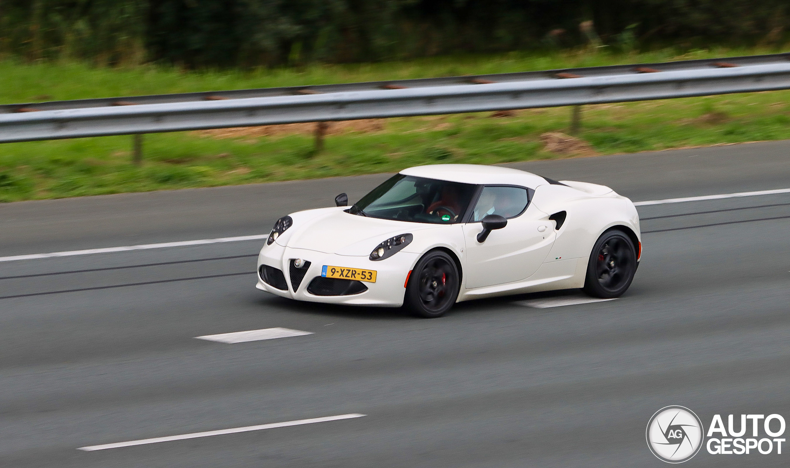 Alfa Romeo 4C Coupé