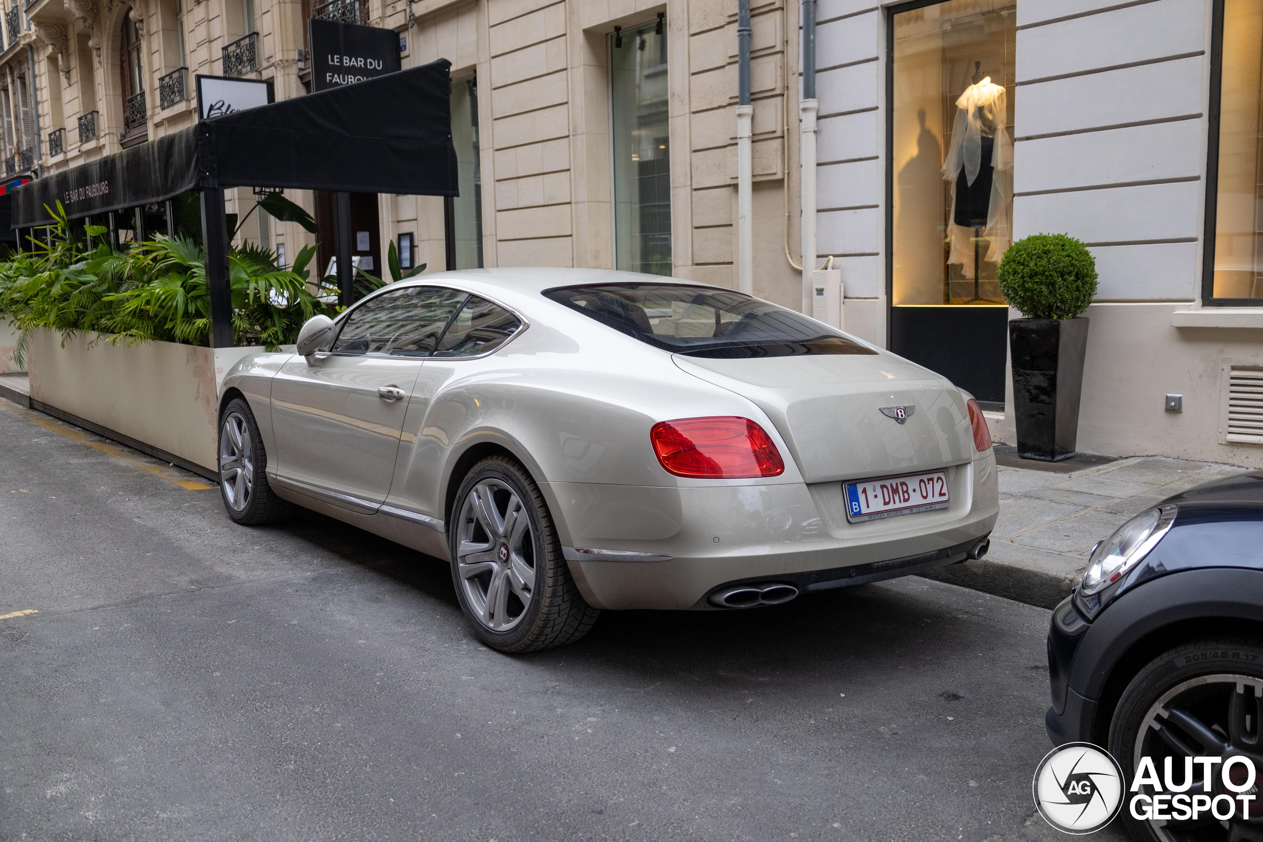 Bentley Continental GT V8