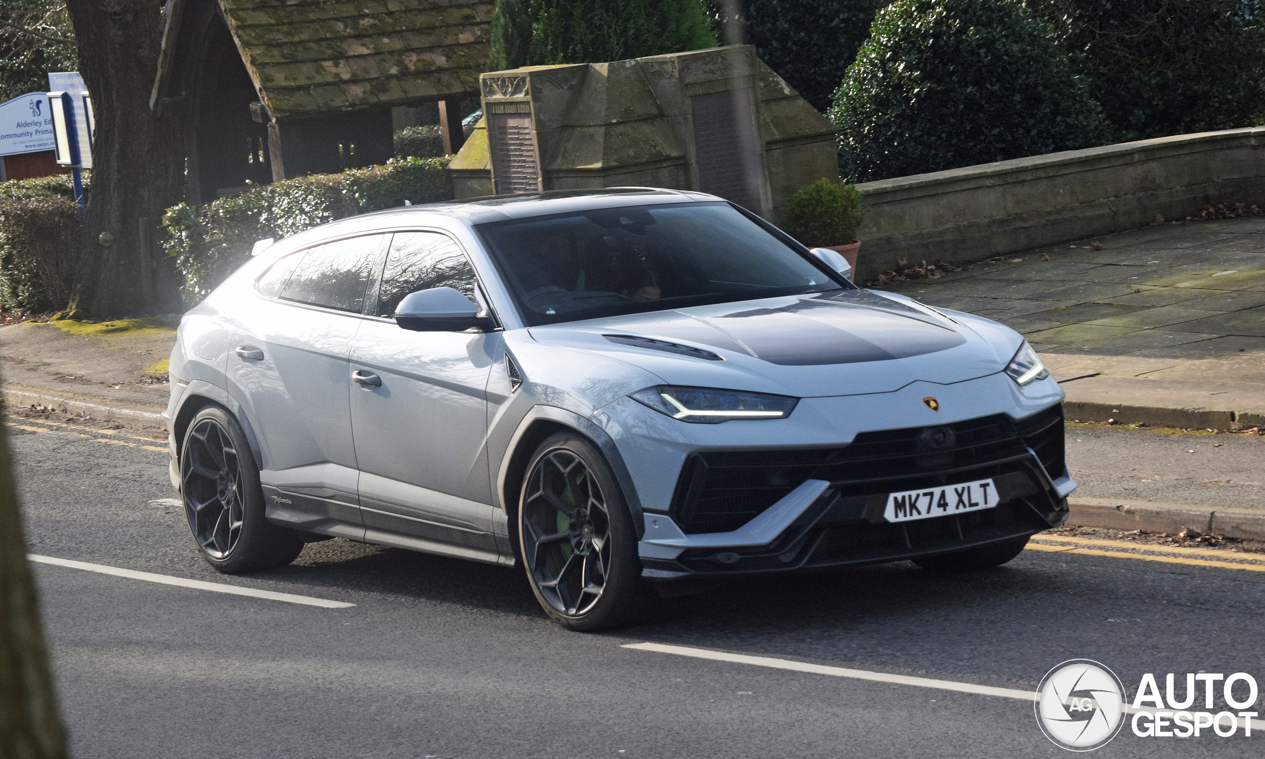 Lamborghini Urus Performante