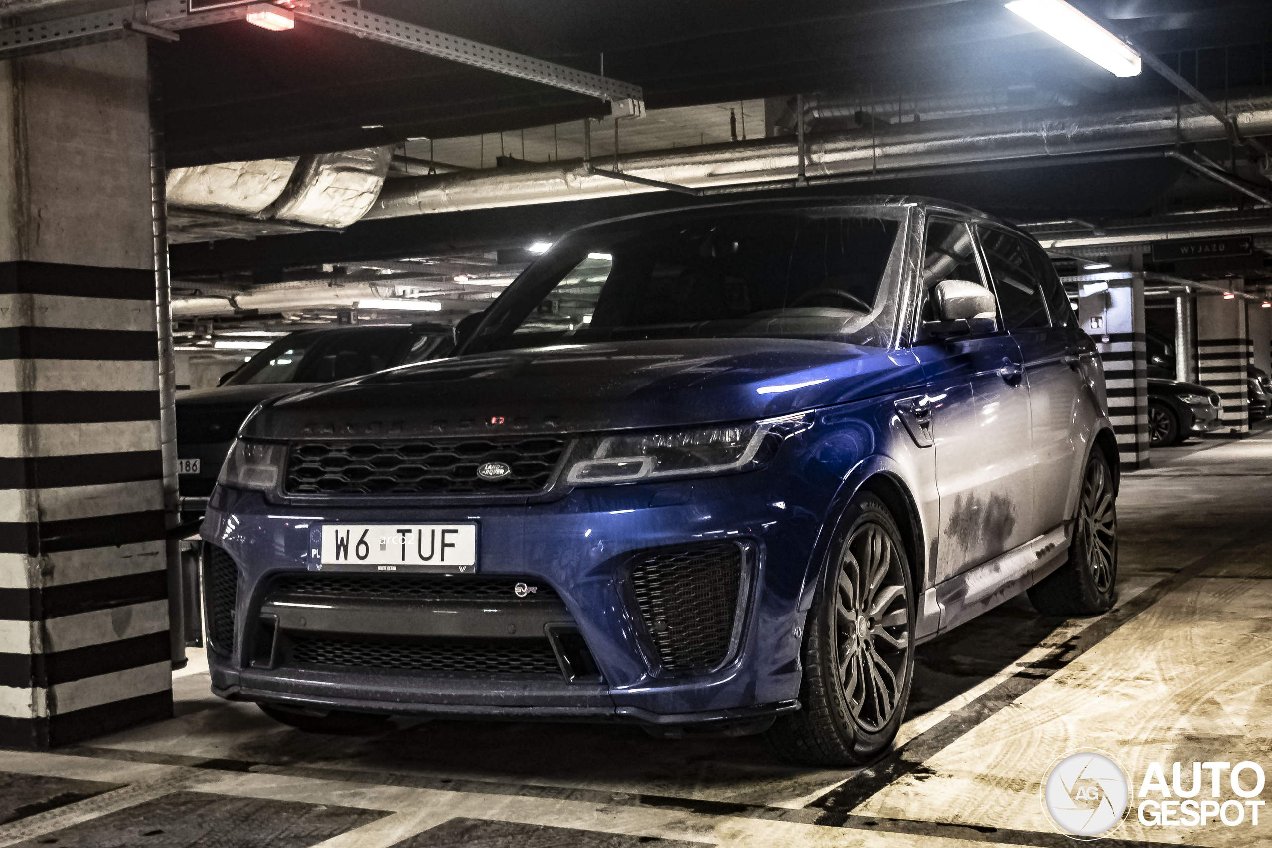 Land Rover Range Rover Sport SVR Carbon Edition