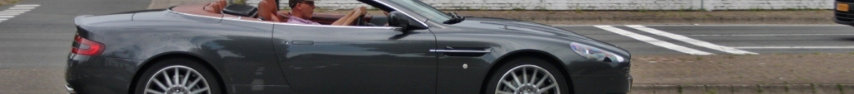 Aston Martin DB9 Volante