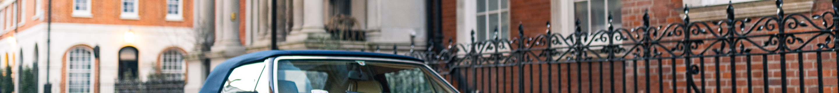 Aston Martin V8 Volante 1979-1989