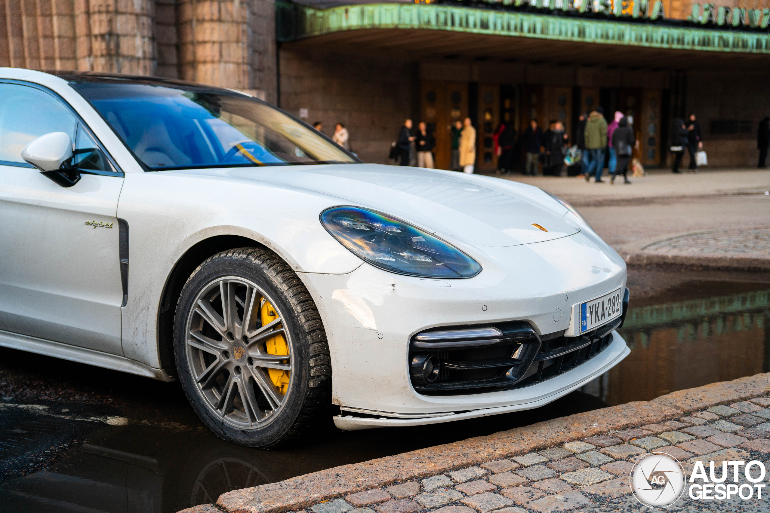 Porsche 971 Panamera Turbo S E-Hybrid Sport Turismo