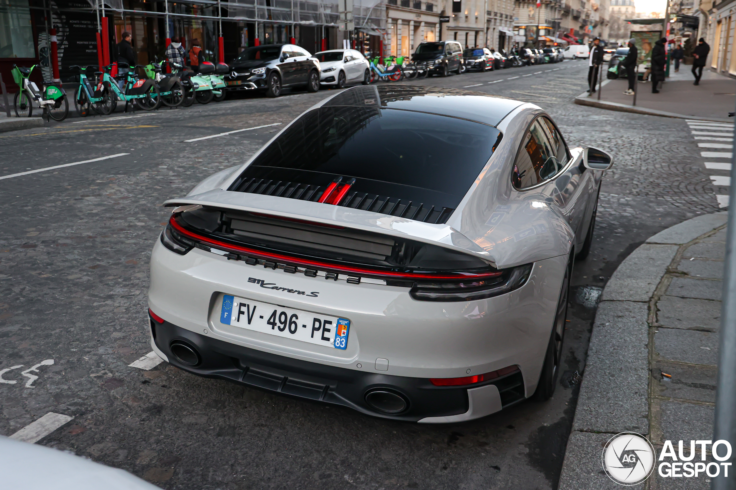 Porsche 992 Carrera S