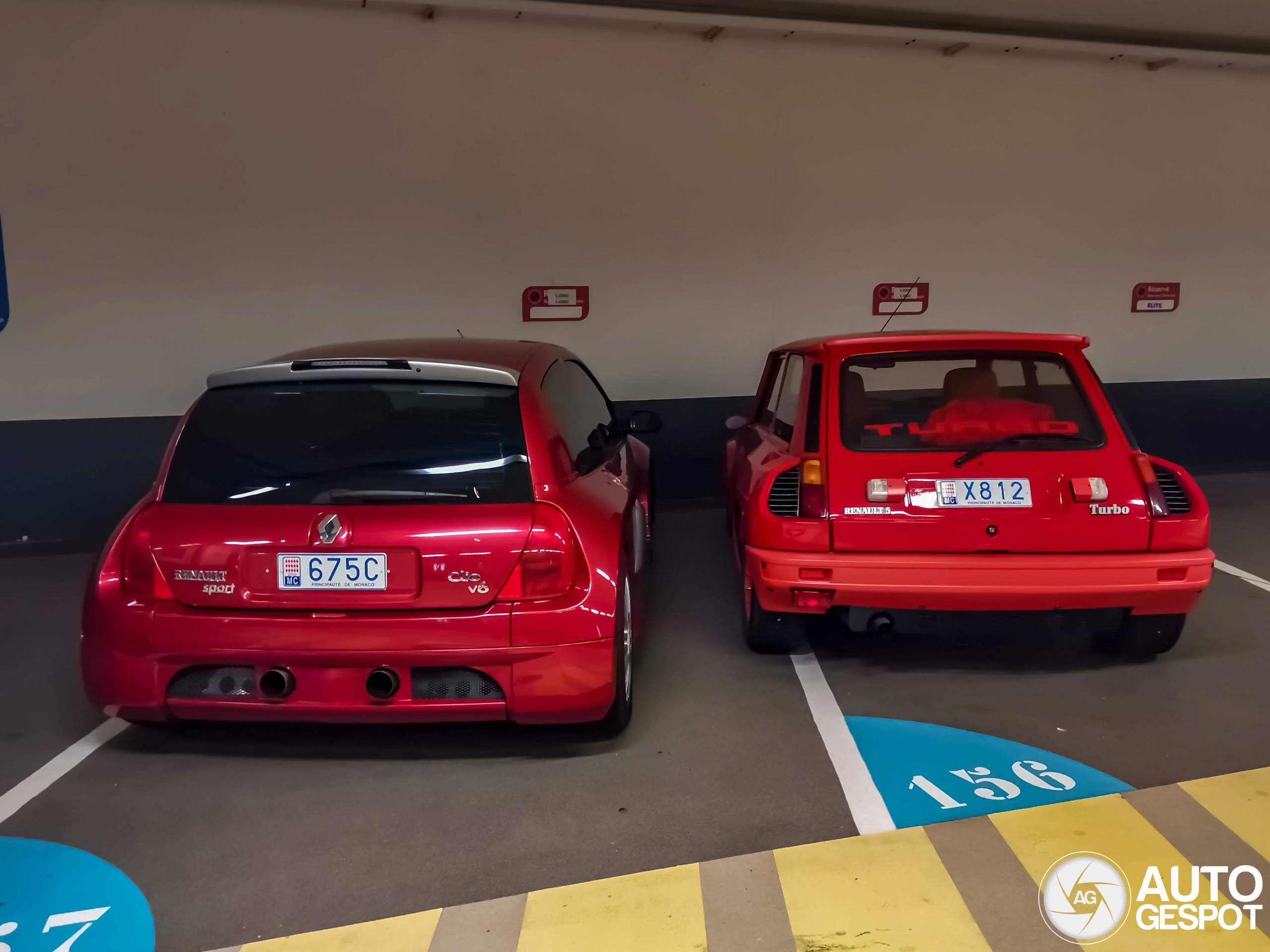 Renault Clio V6