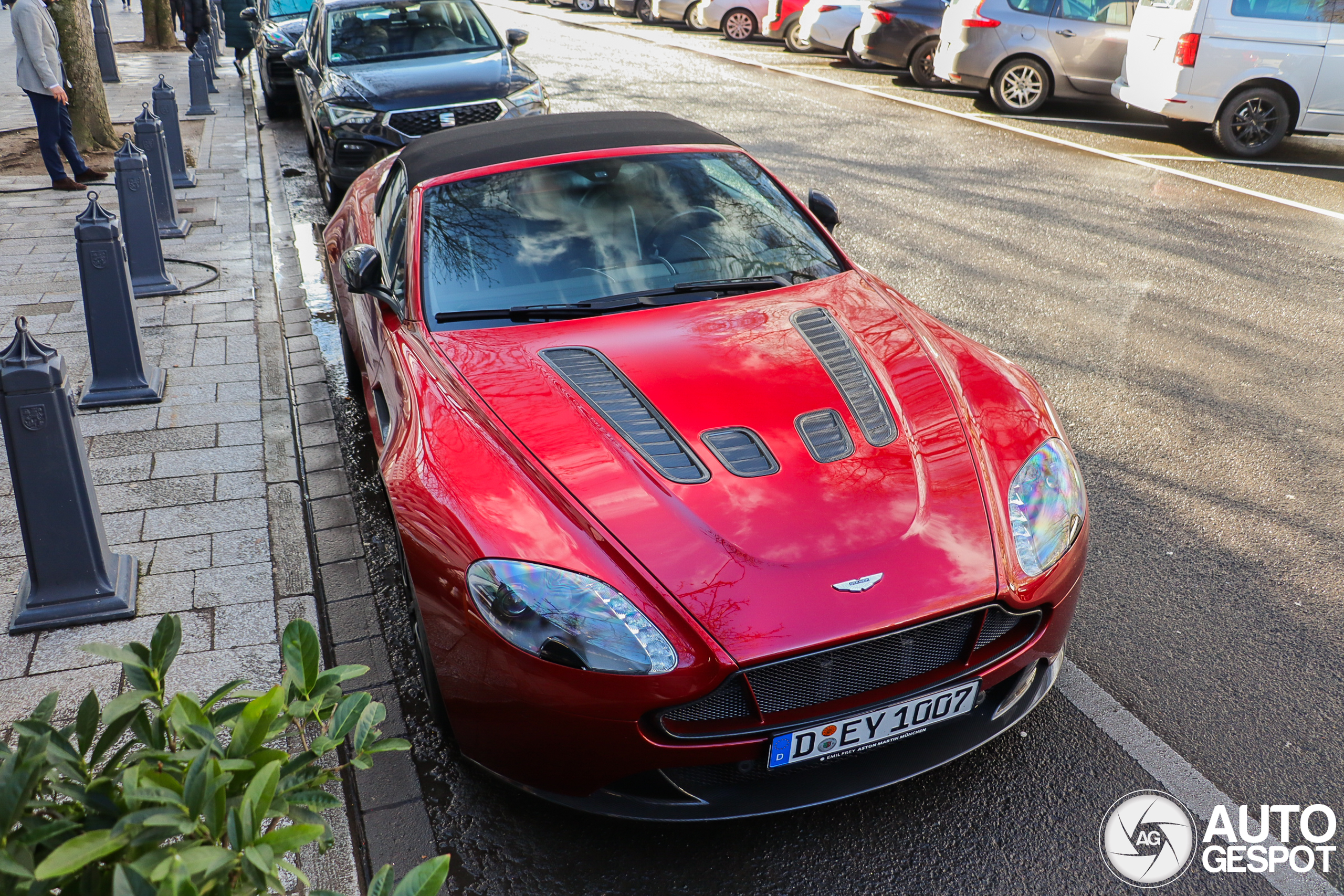 Aston Martin V12 Vantage S Roadster