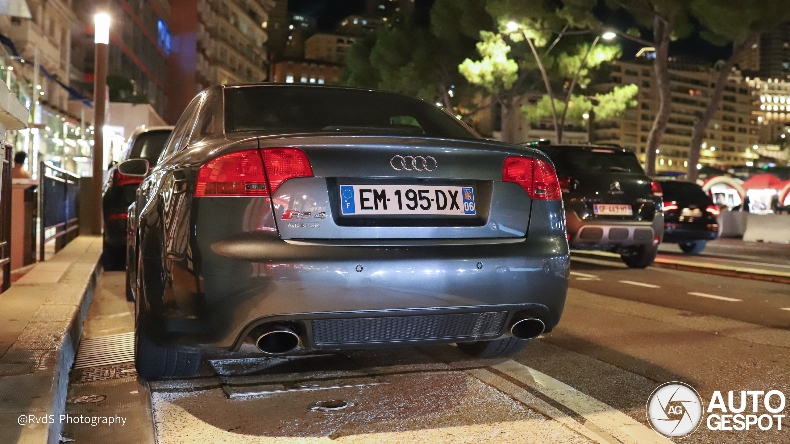 Audi RS4 Sedan
