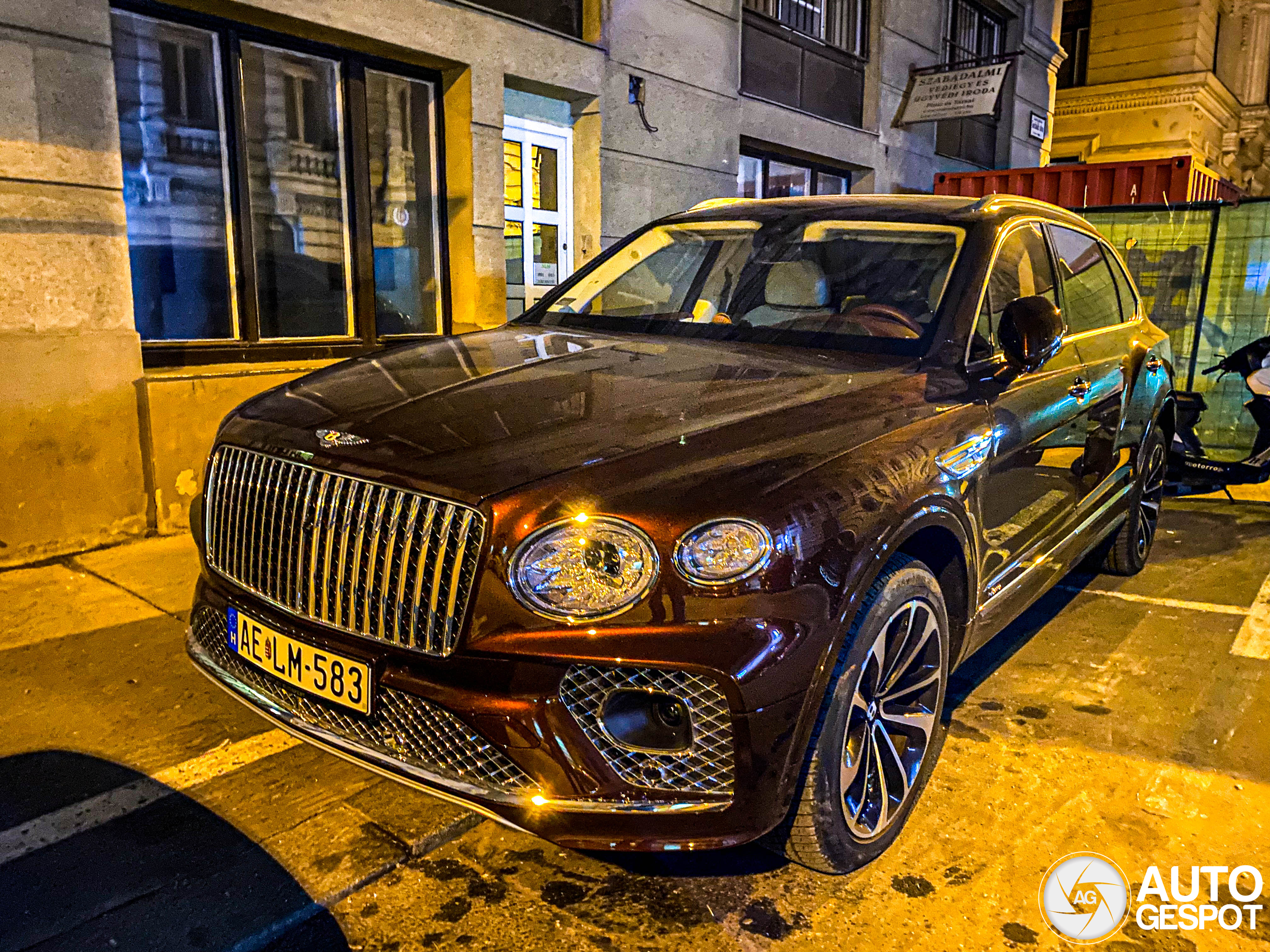 Bentley Bentayga Azure EWB First Edition