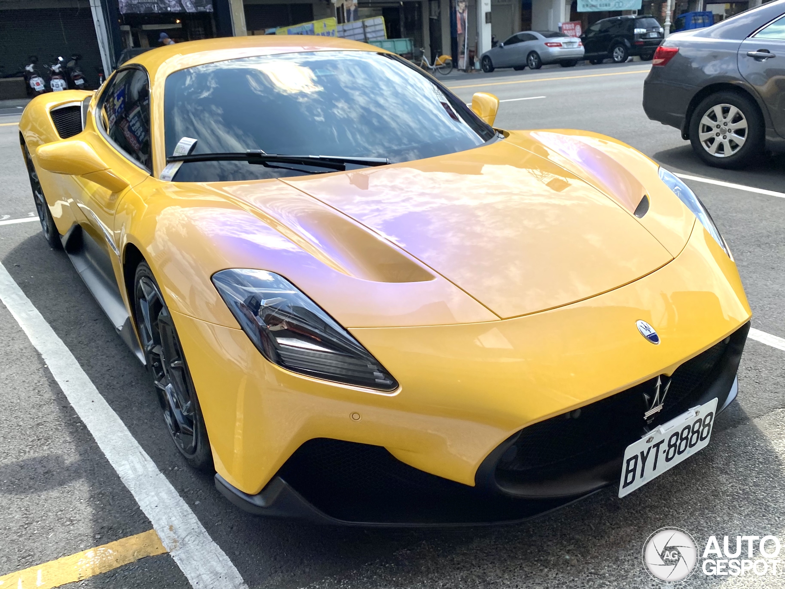 Maserati MC20