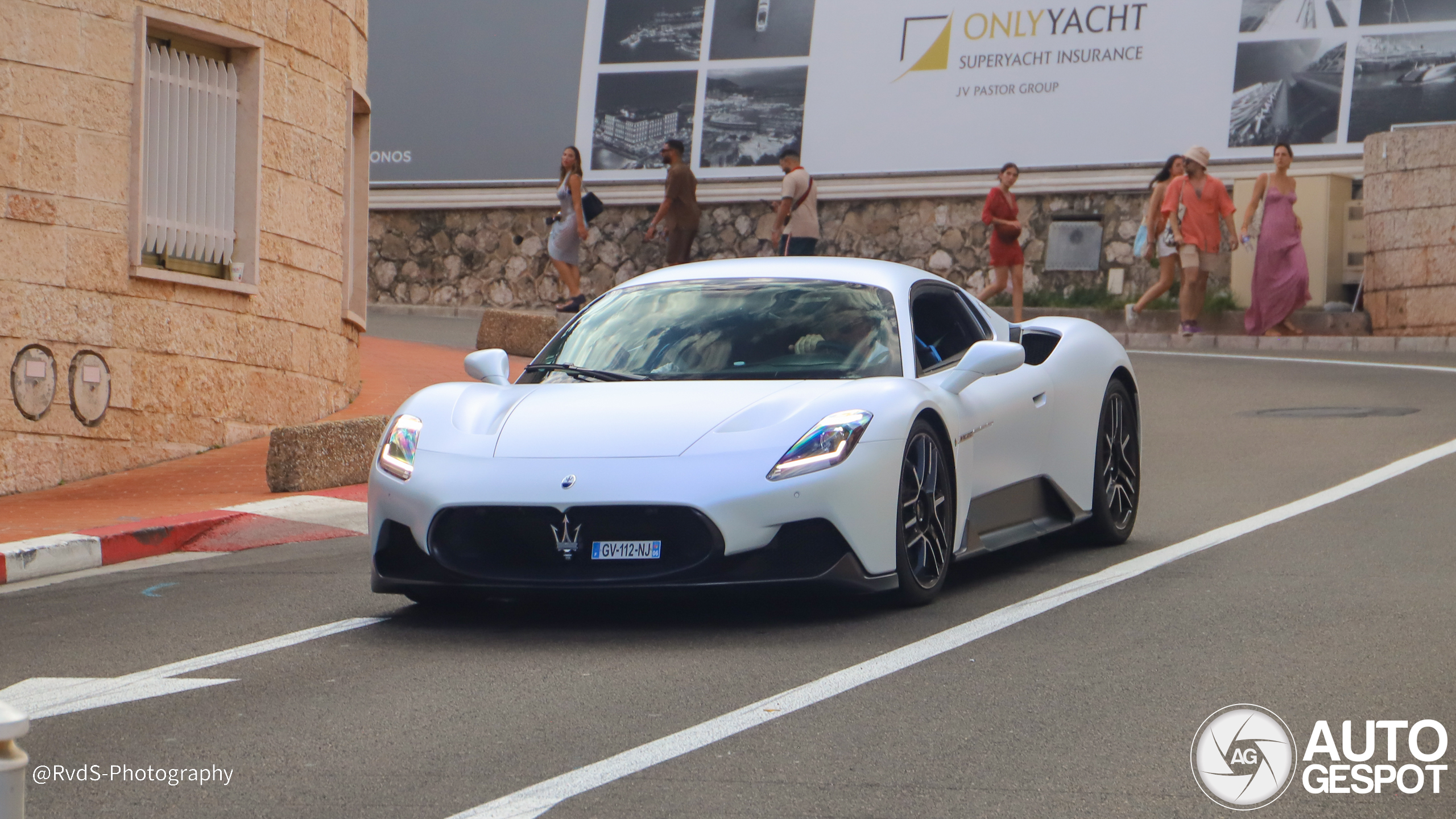 Maserati MC20