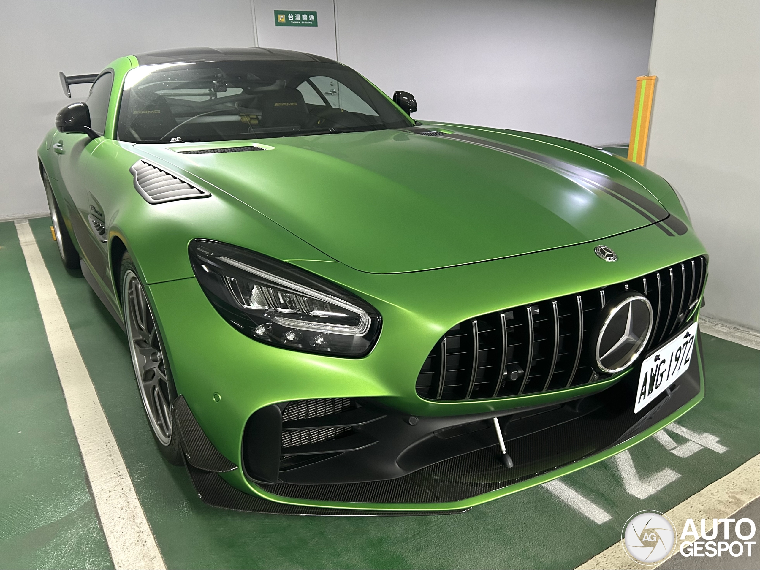 Mercedes-AMG GT R Pro C190