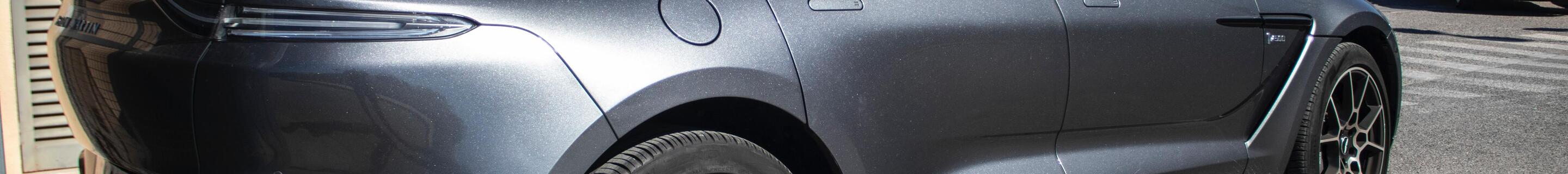 Aston Martin DBX