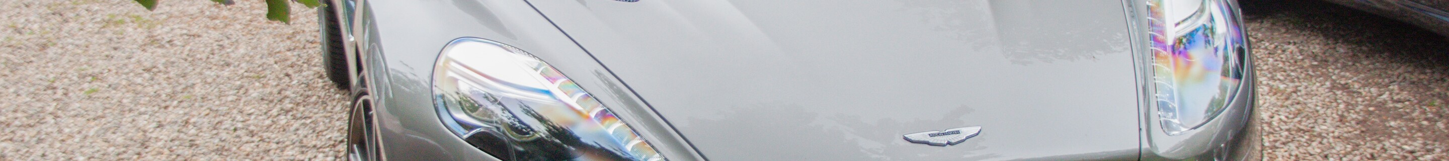 Aston Martin Vanquish Volante