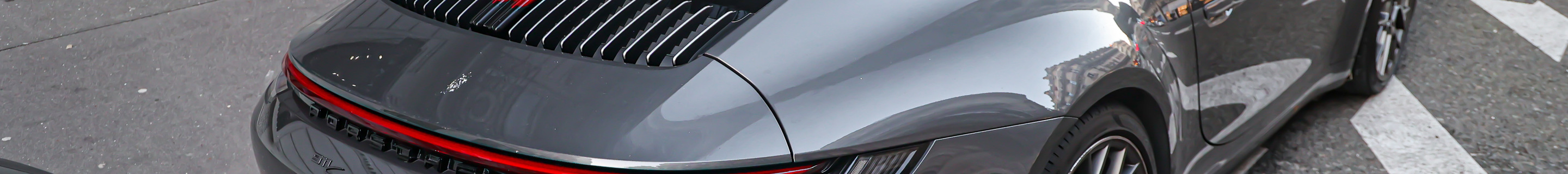 Porsche 992 Carrera 4S