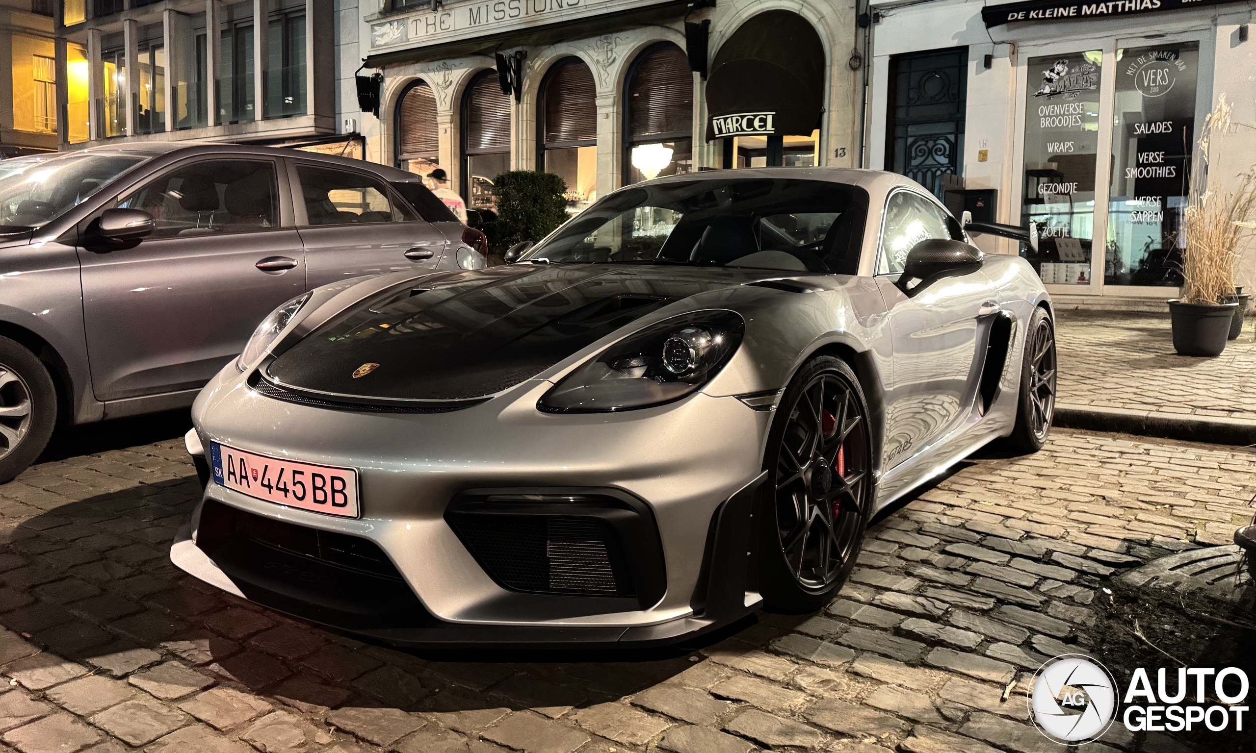 Porsche 718 Cayman GT4 RS Weissach Package