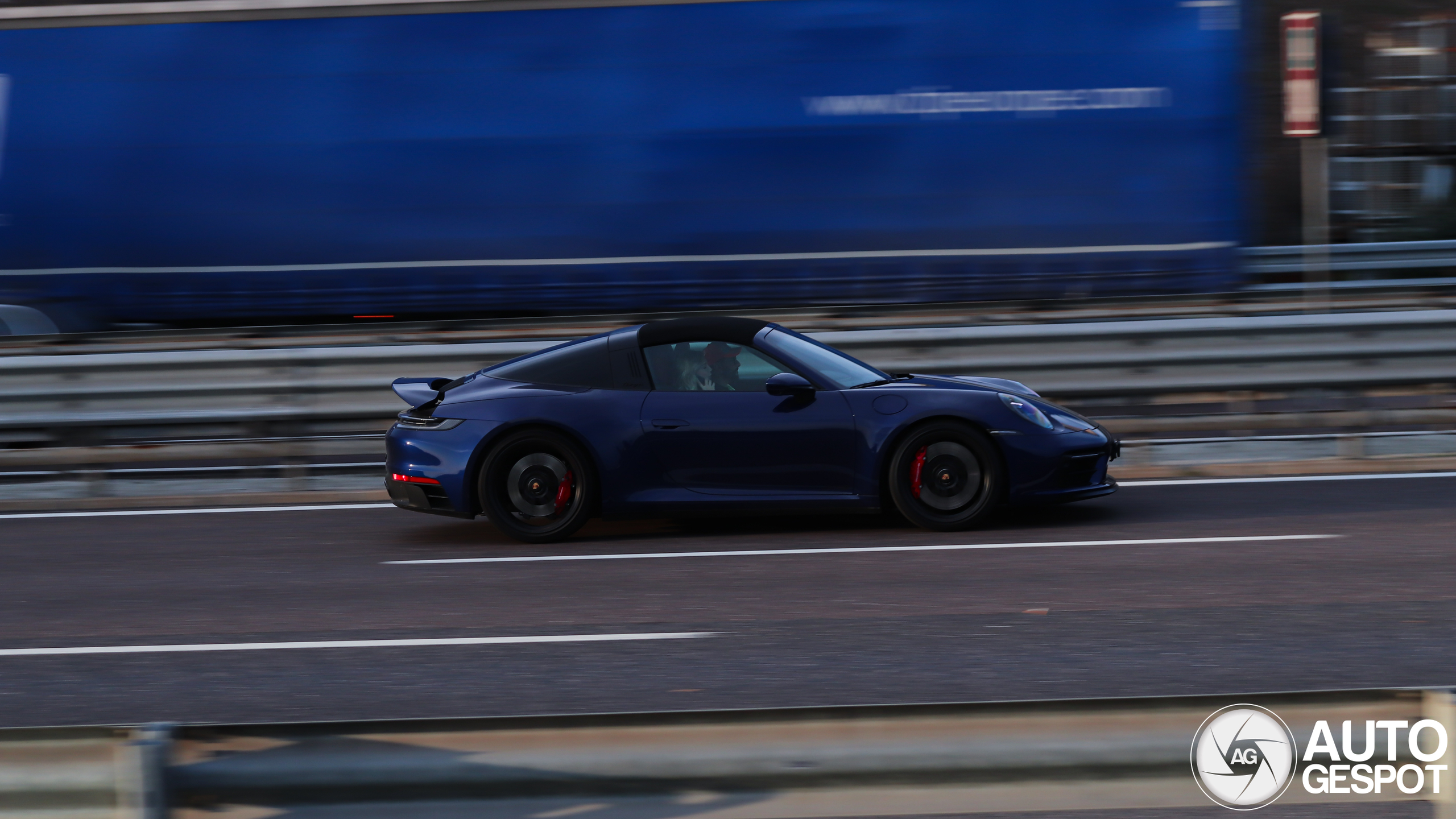 Porsche 992 Targa 4 GTS