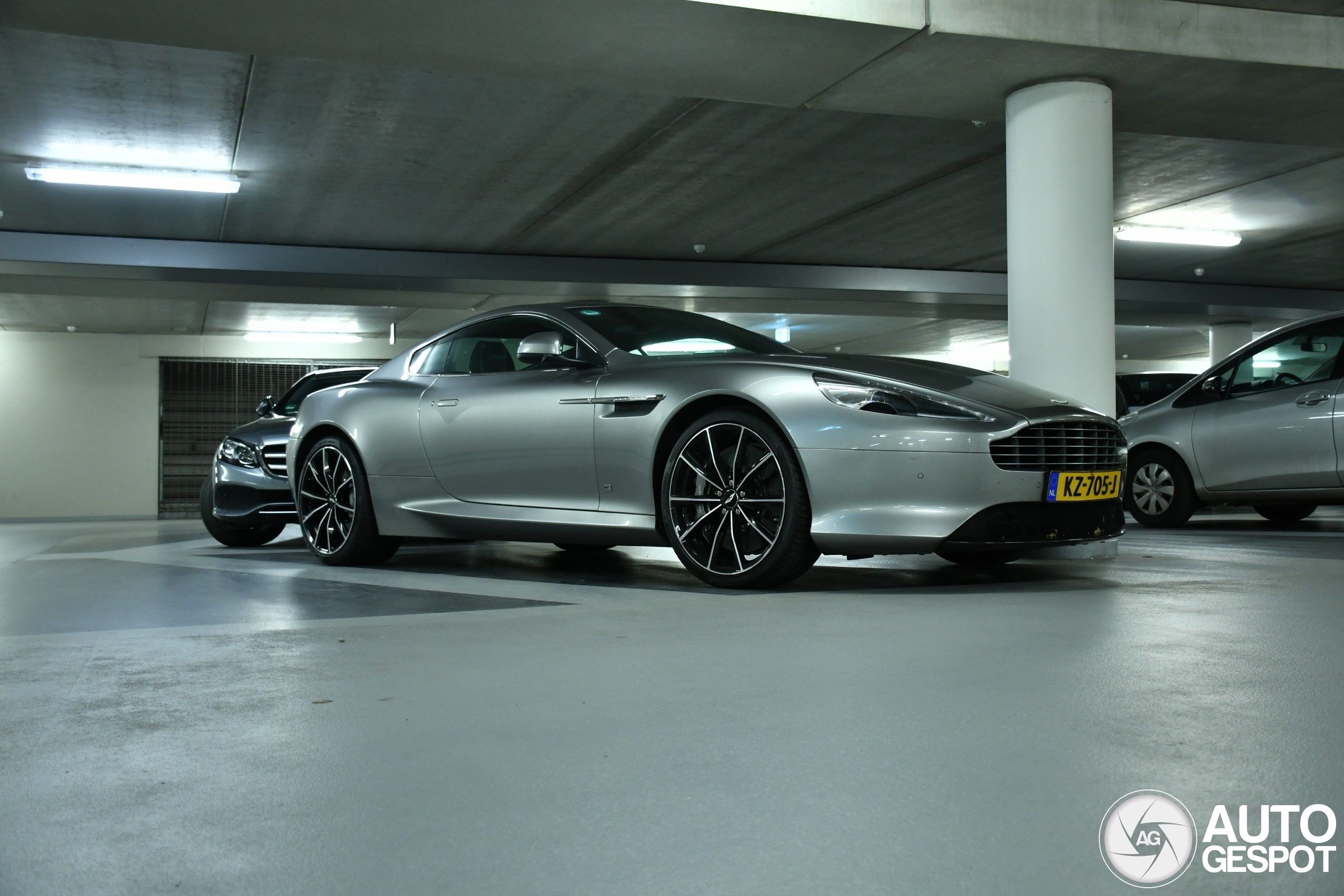 Aston Martin DB9 GT 2016 Bond Edition