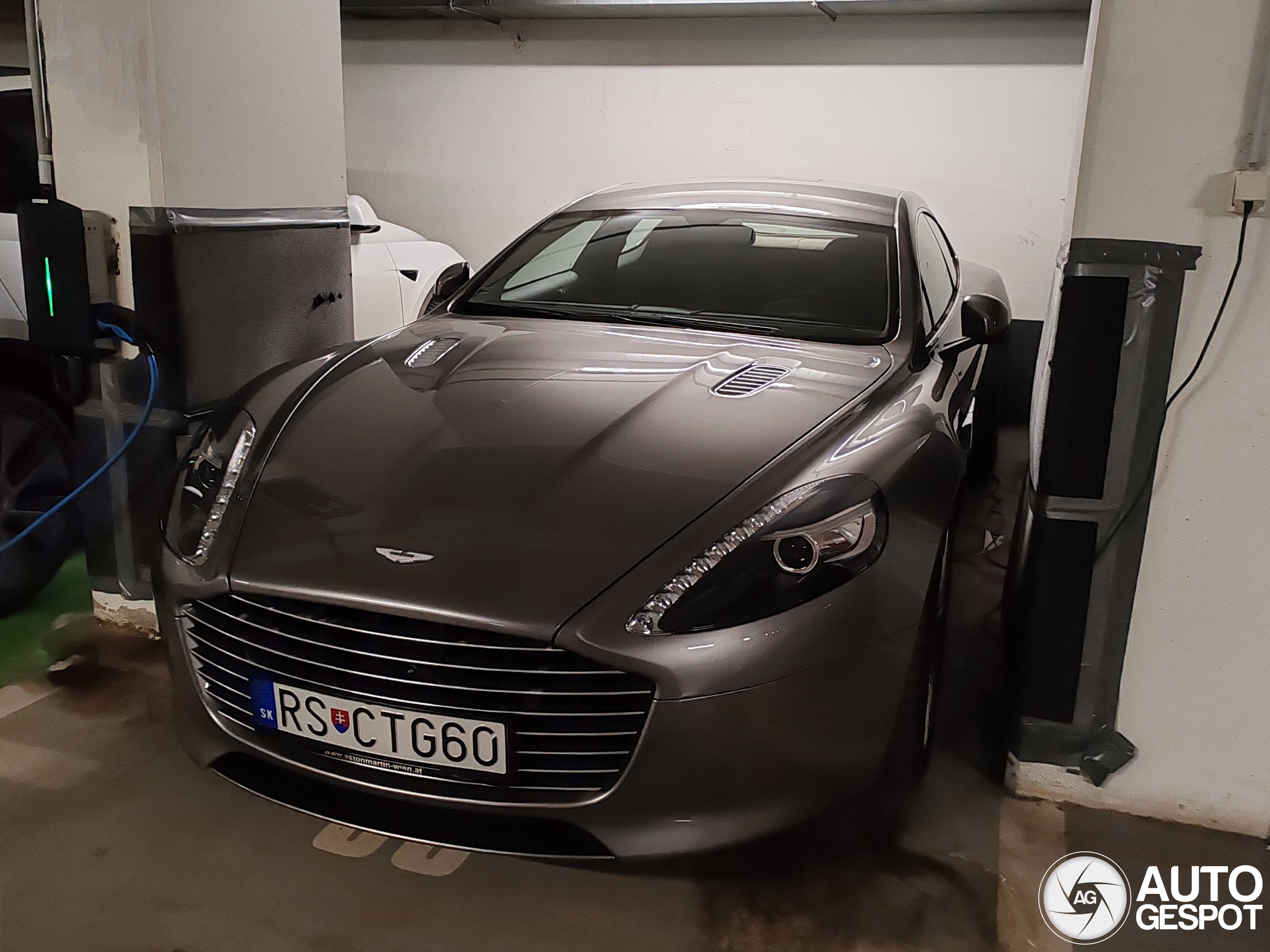 Aston Martin Rapide S