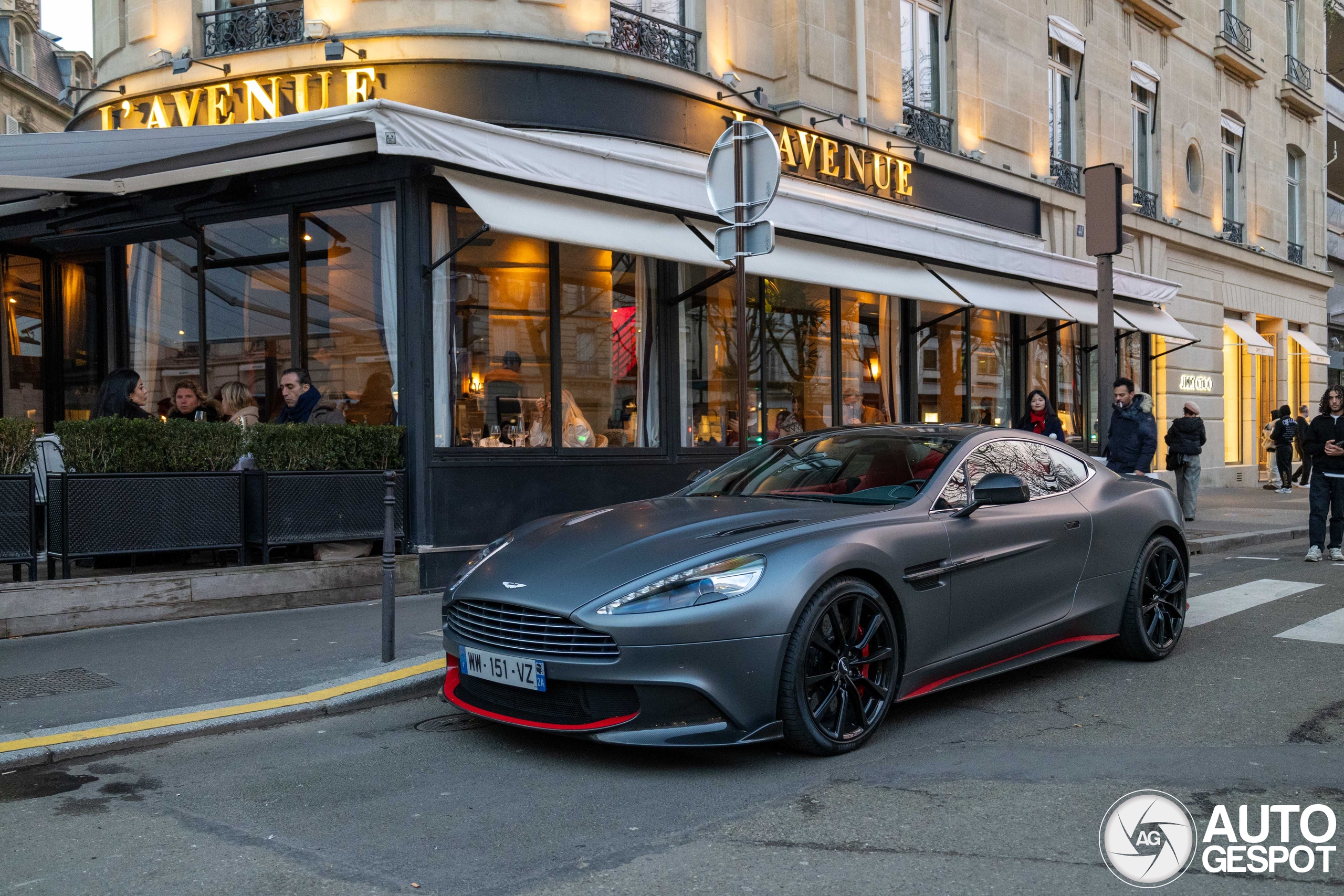 Aston Martin Vanquish S 2017
