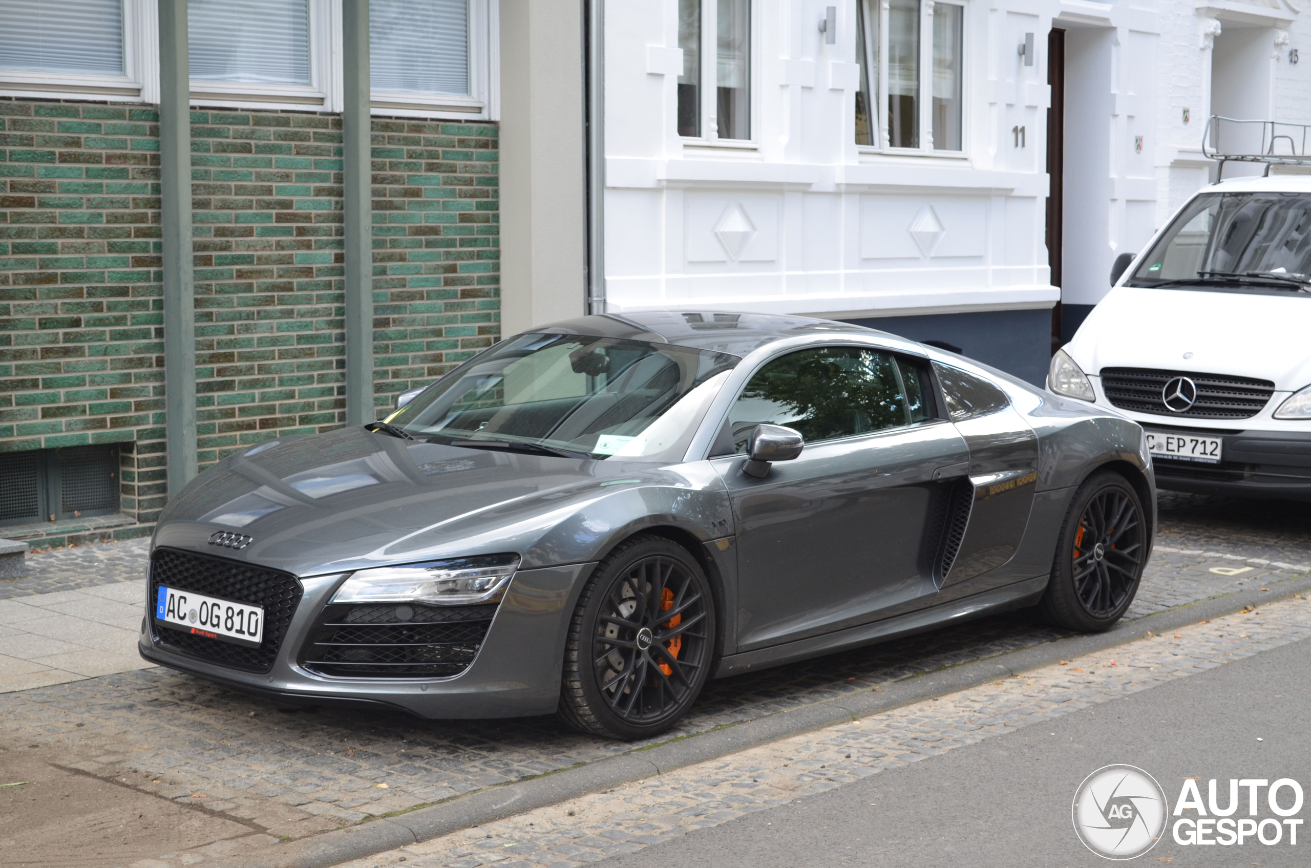 Audi R8 V10 2013