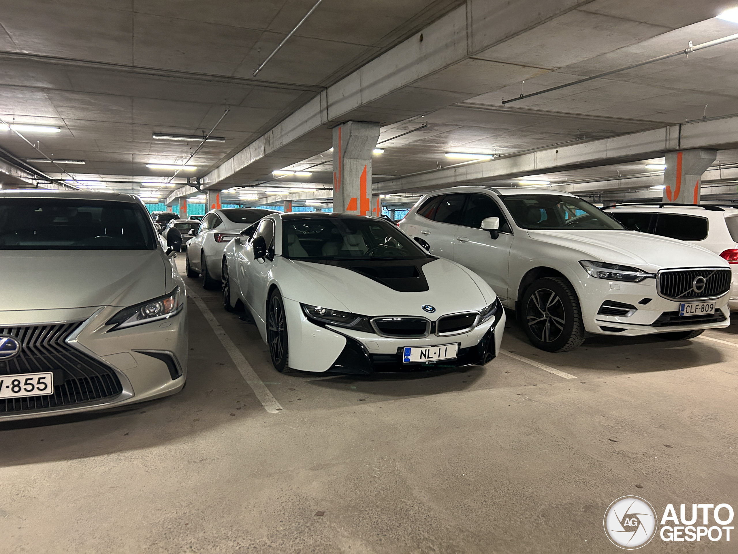 BMW i8