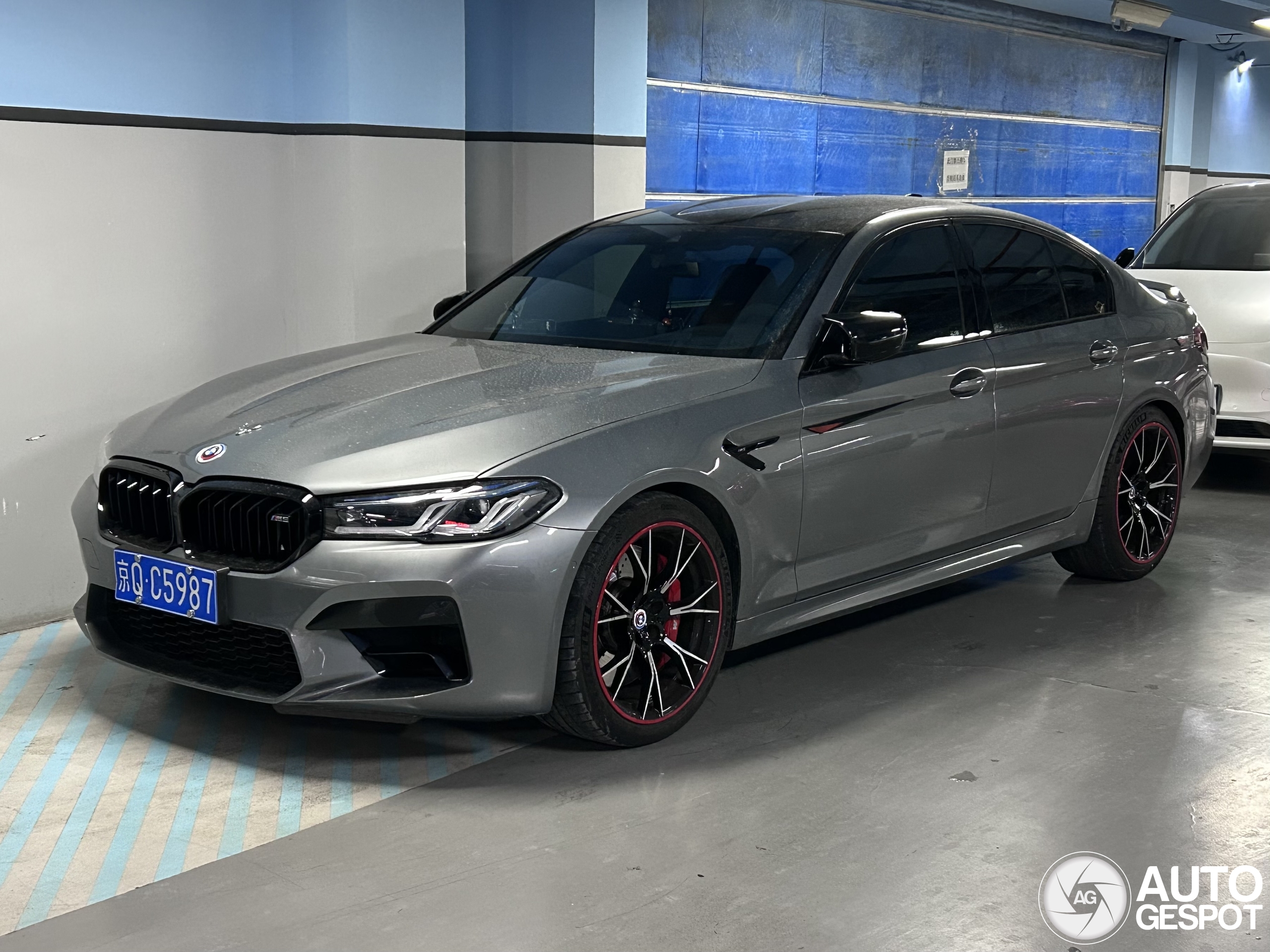 BMW M5 F90