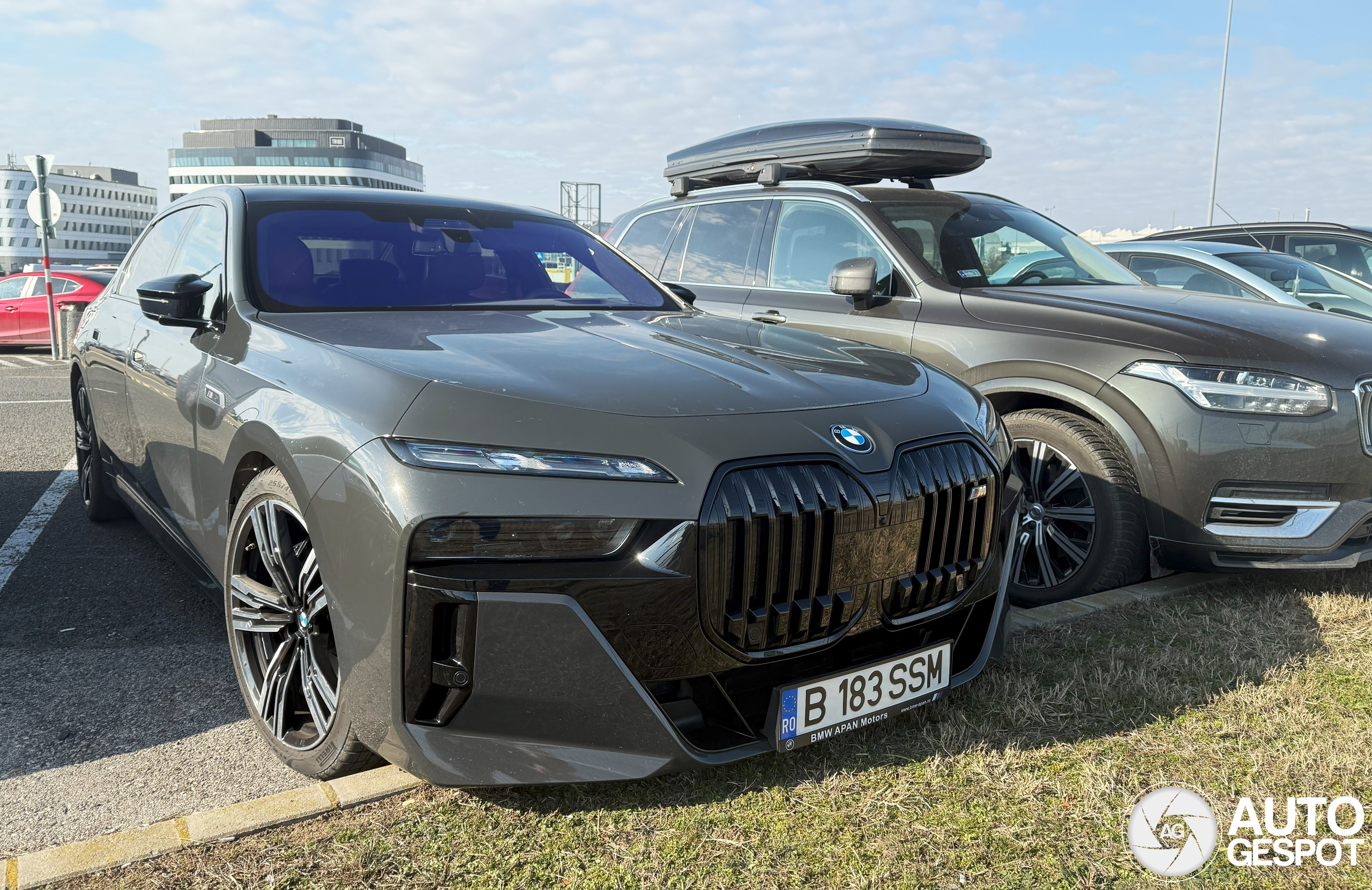 BMW M760e xDrive