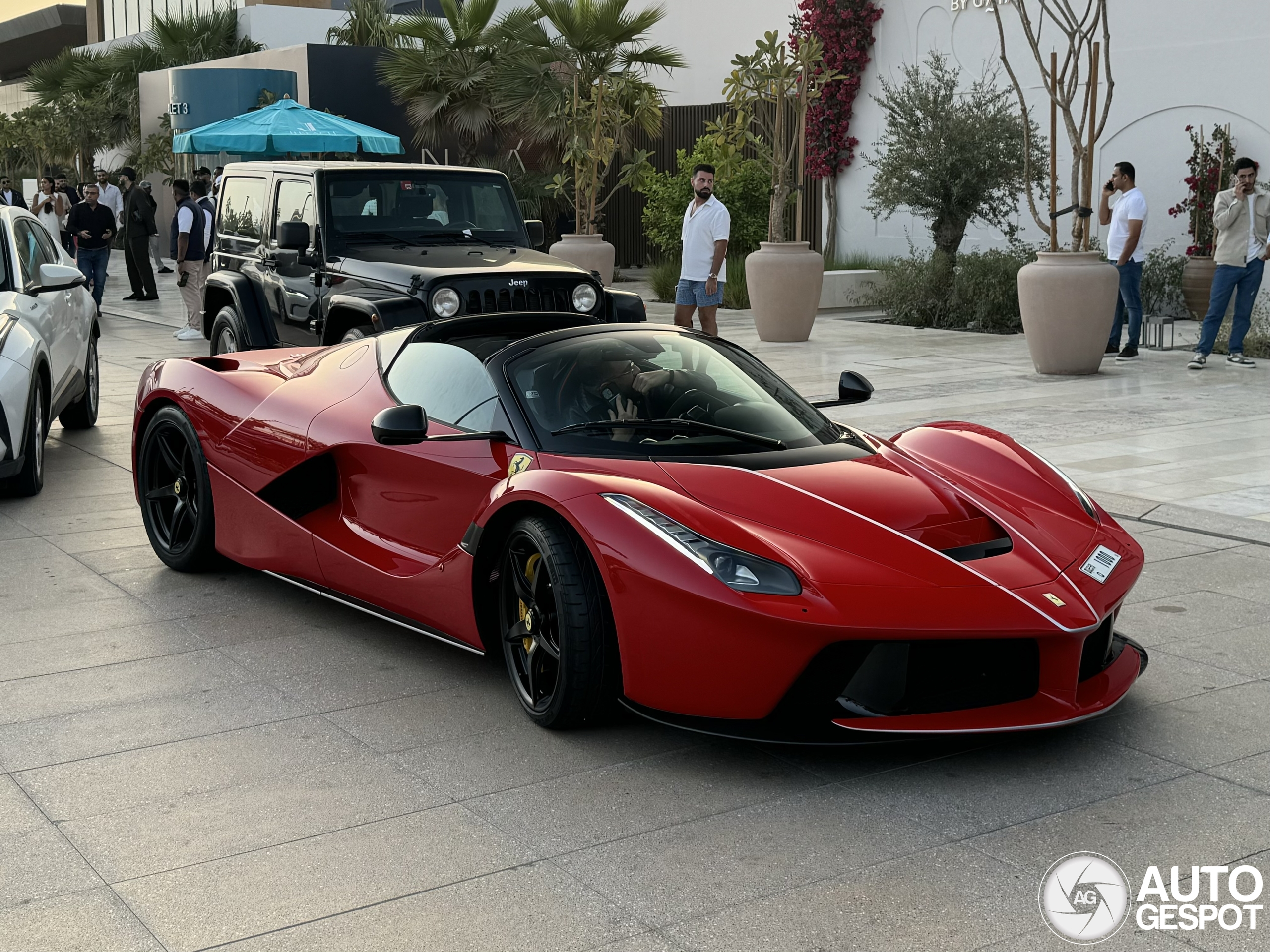 Ferrari LaFerrari Aperta