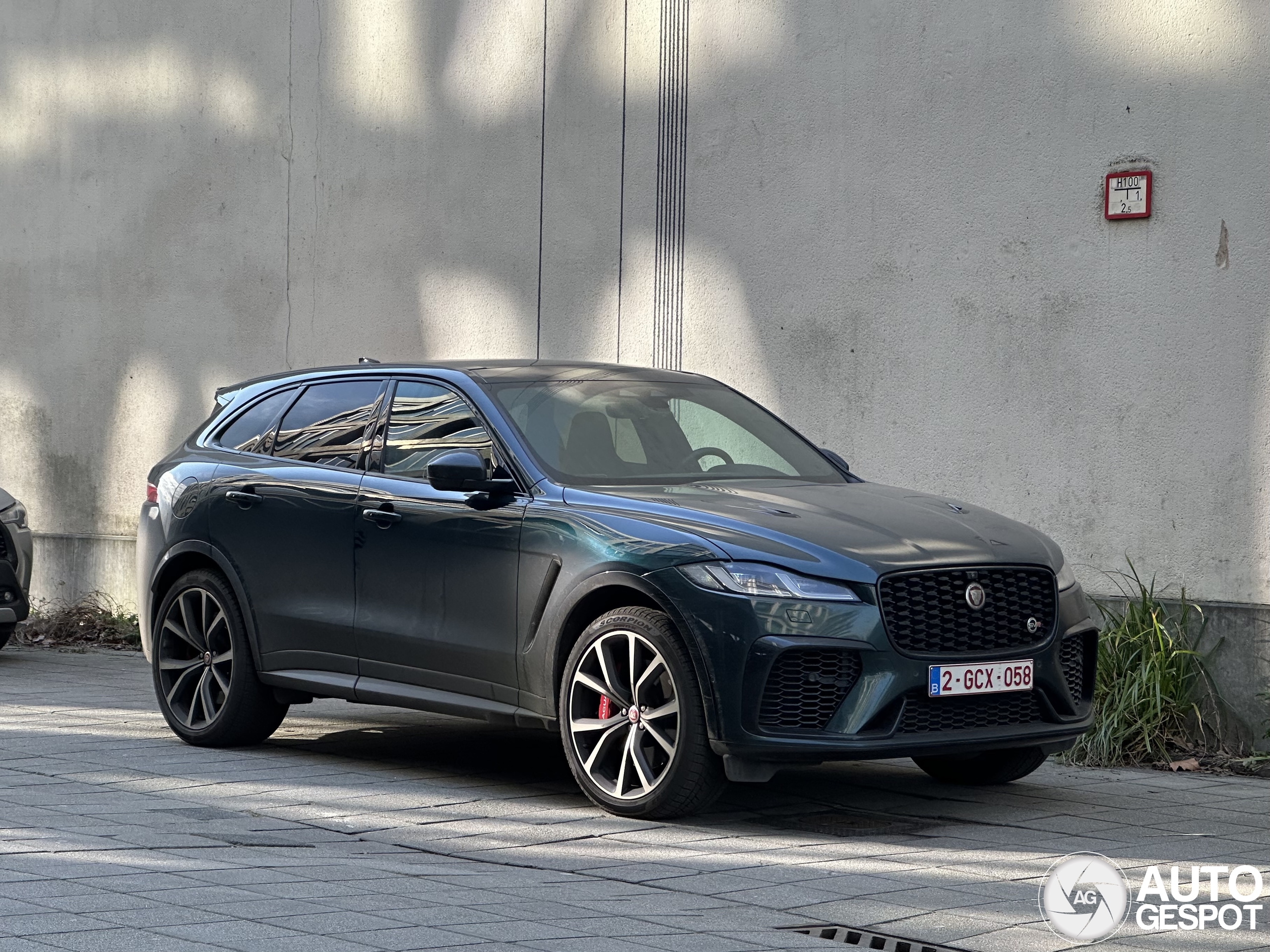 Jaguar F-PACE SVR 2021